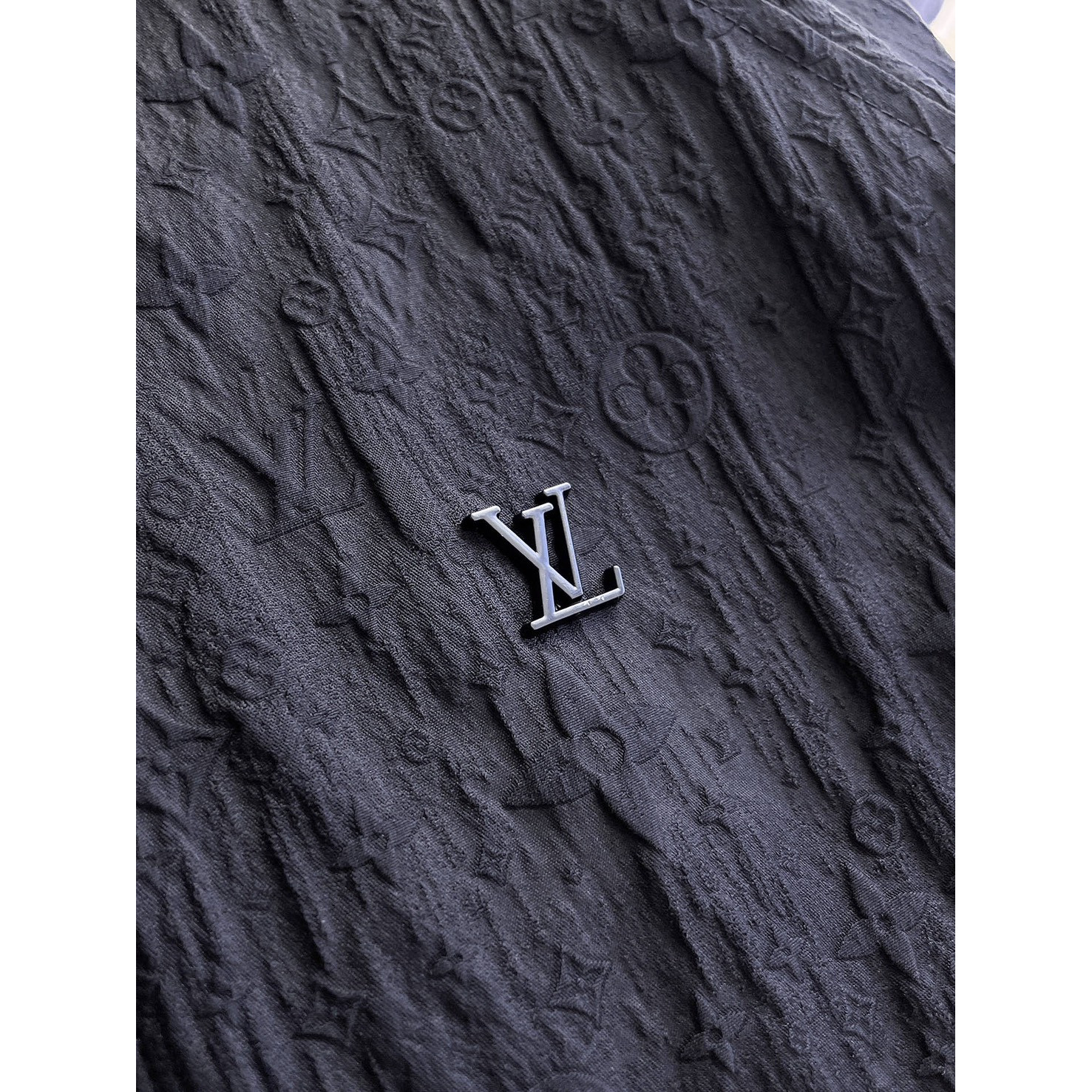 <p>LV 男士夹克外套(黑)</p>