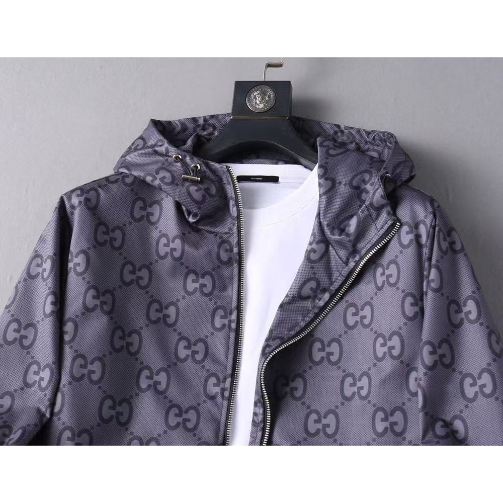 <p>GUCCI 男士夹克外套(深紫)</p>