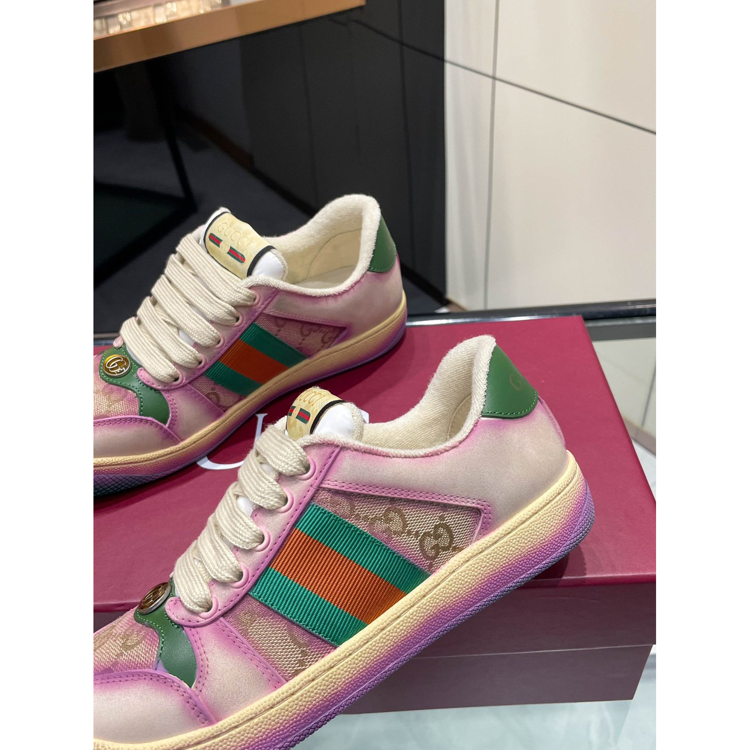 <p>GUCCI Screener系列运动鞋经典小脏鞋 (男款-粉)</p>
