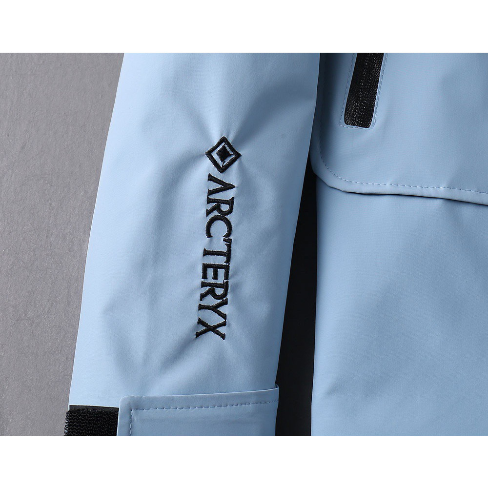 <p>Arc'teryx 新款男士夹克外套</p>
