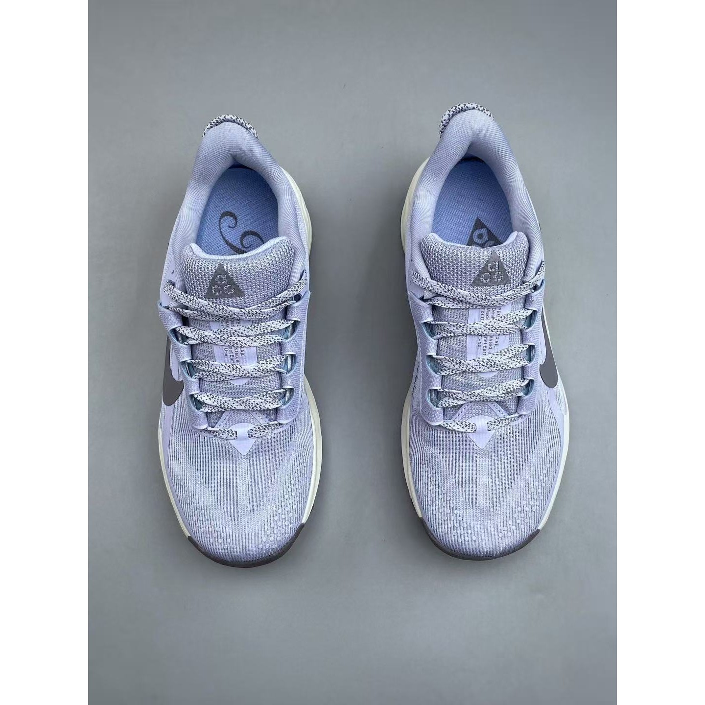 <p>NIKE ACG 户外低帮徒步鞋(藍)</p>