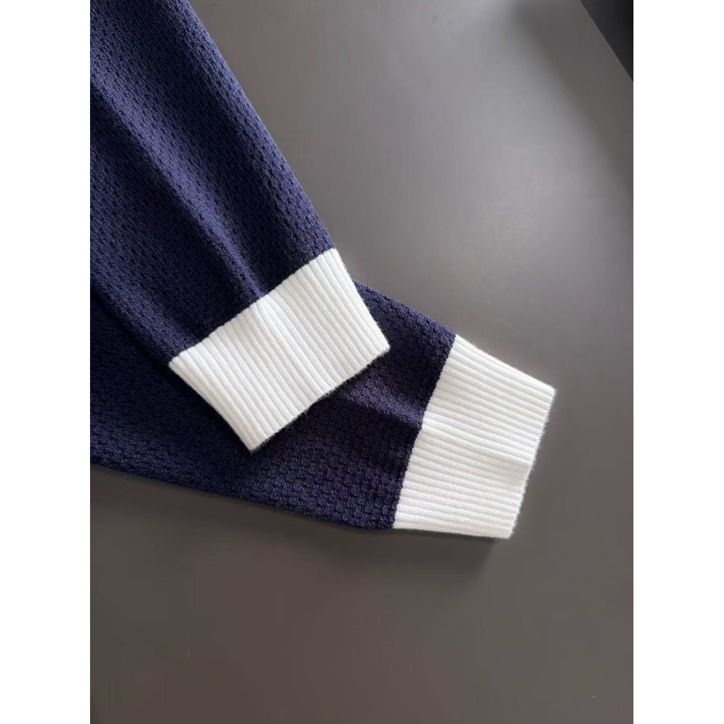 <p>BURBERRY 秋冬官网最新毛衣(藍)</p>