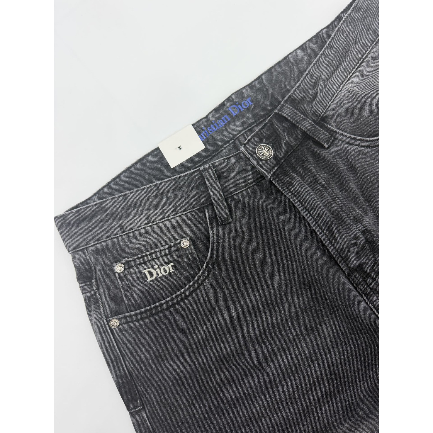 <p>DIOR 阔腿直筒牛仔裤(D5607#)</p>
