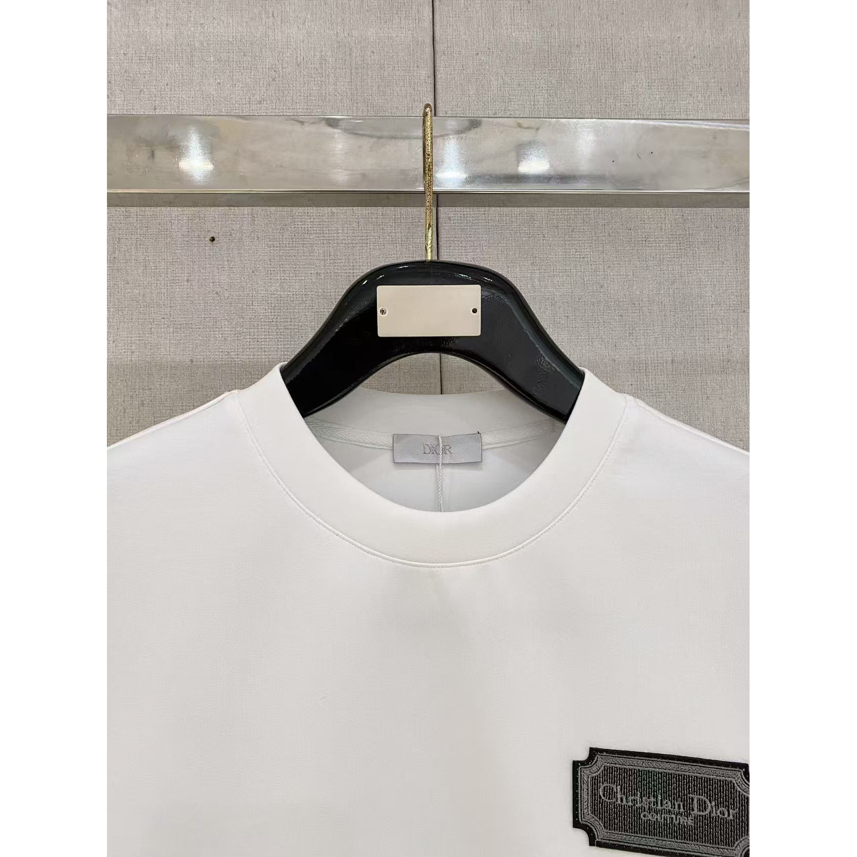 <p>DIOR&nbsp;太空棉卫衣(白)</p>