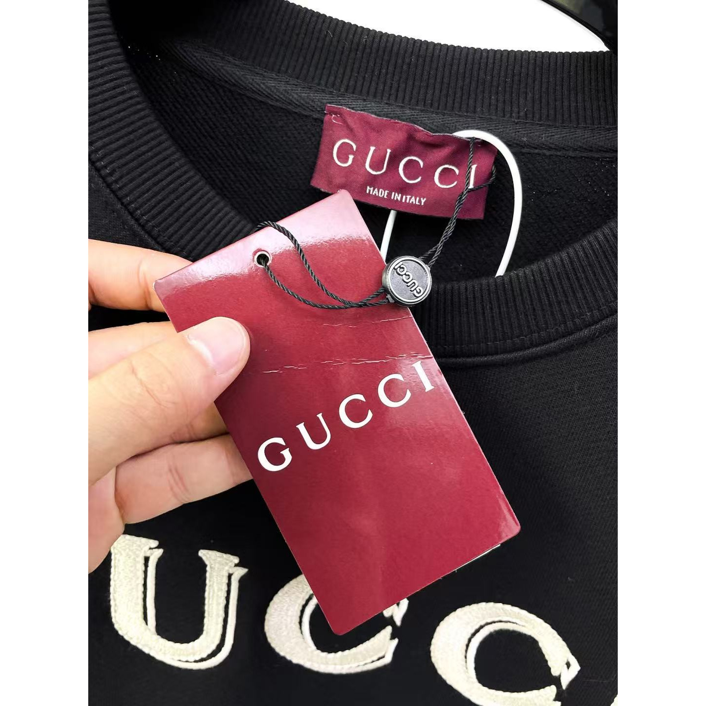 <p>GUCCI 圆领卫衣(黑)</p>