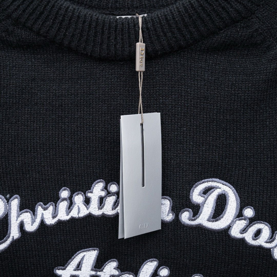 <p>DIOR 针织长袖毛衣(黑)</p>