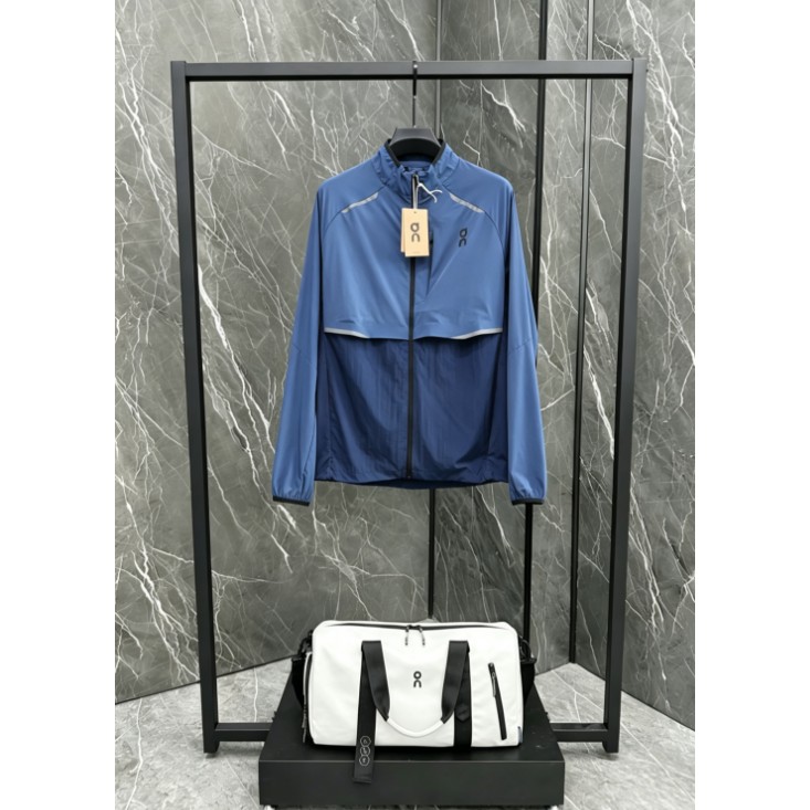 <p>On Weather Jacket Insulated 輕量防曬外套</p>