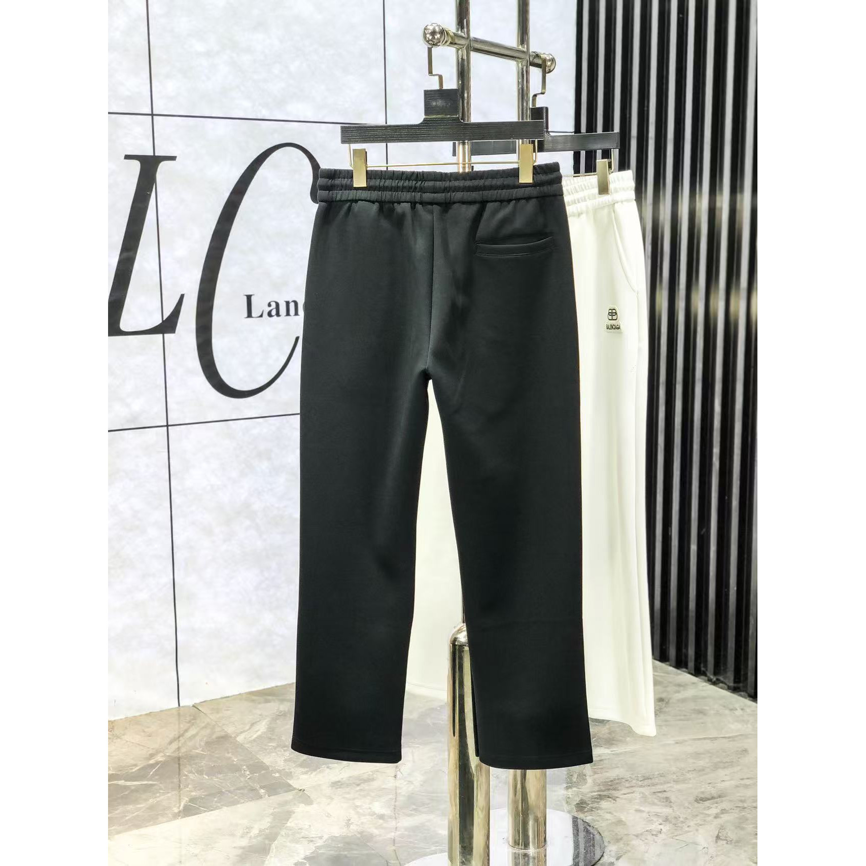 <p>Balenciaga 高品质时尚休闲裤(782947)</p>