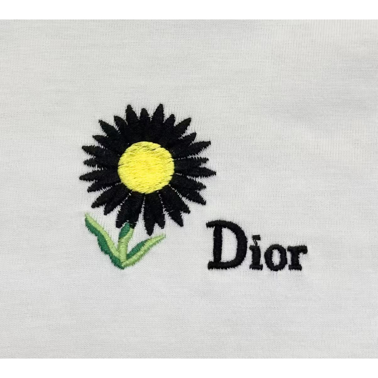 <p>DIOR 长袖卫衣T恤(白)</p>