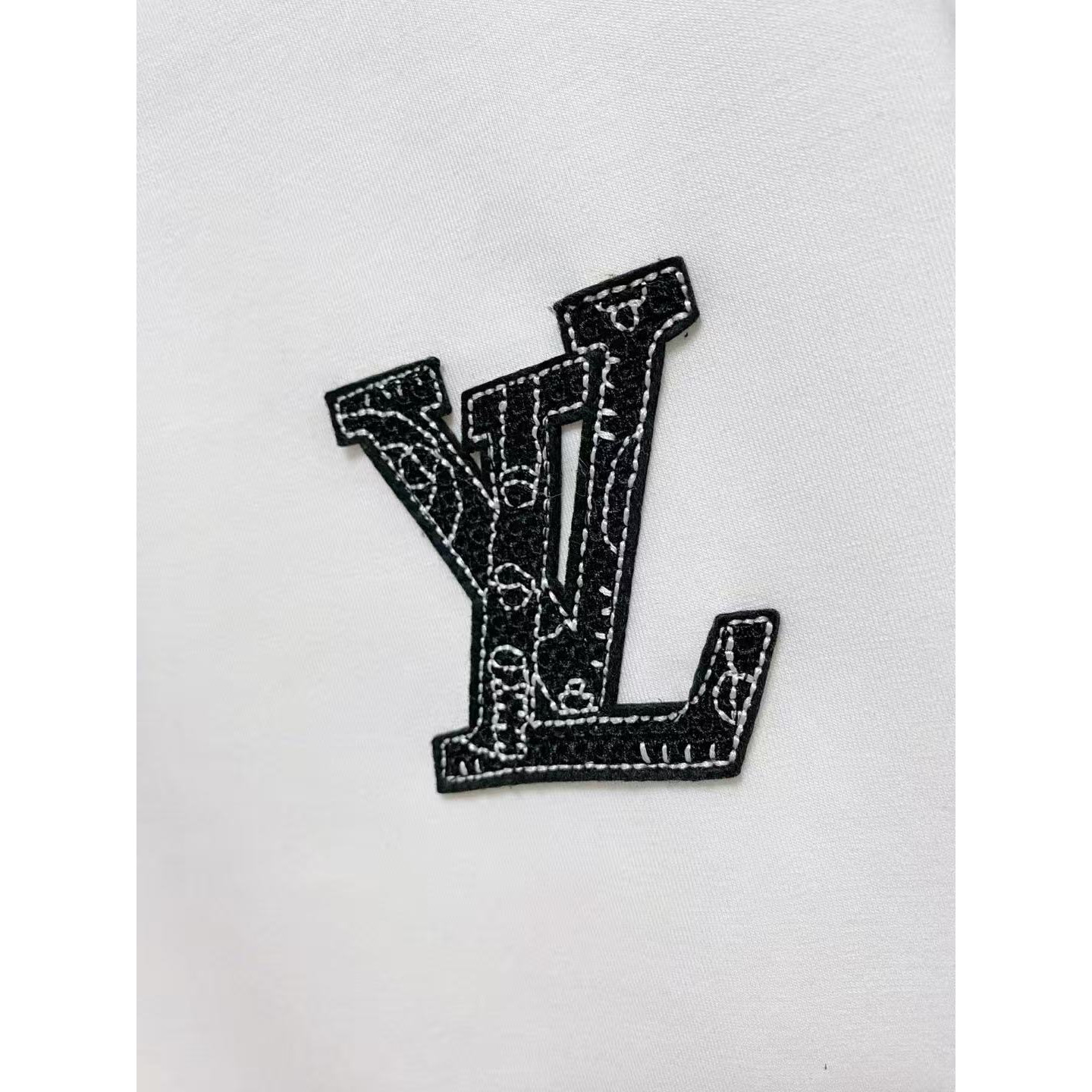 <p>LV 太空棉卫衣(白)</p>