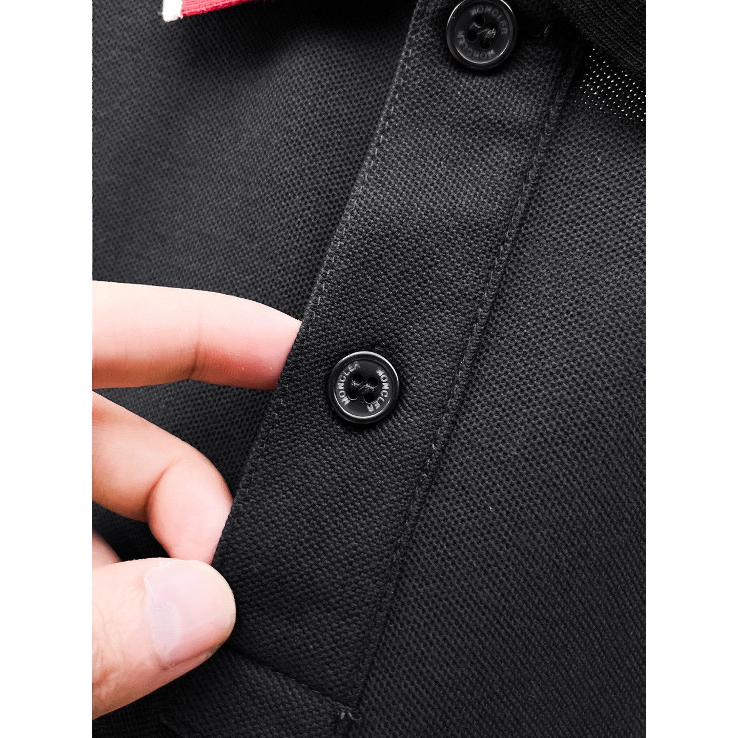 <p>Moncler Polo衫</p>