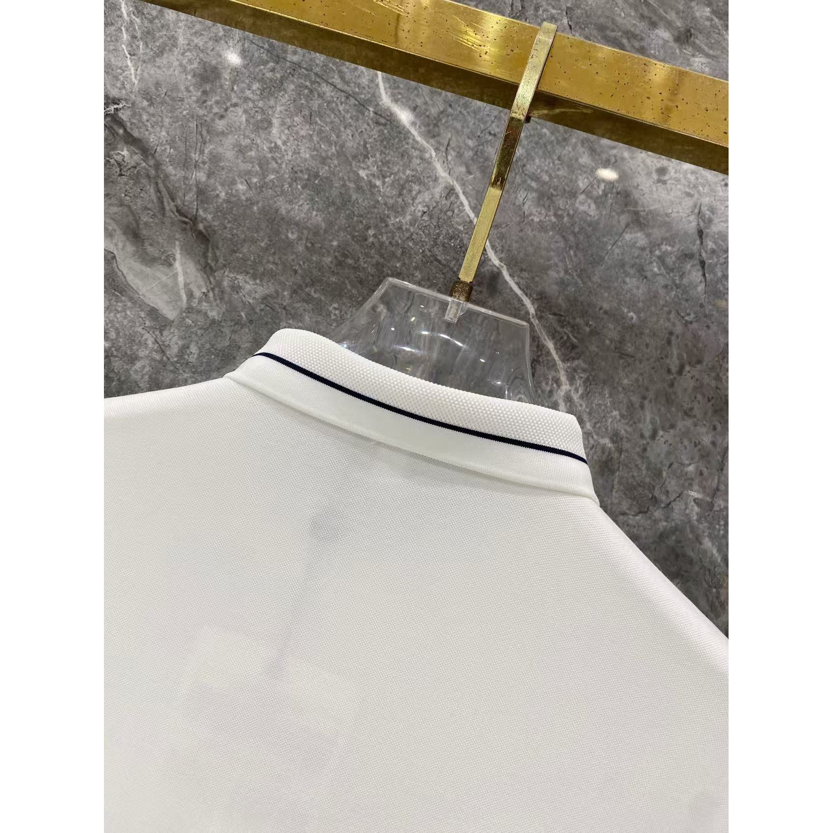 <p>MONCLER 秋冬长袖Polo(782998)</p>