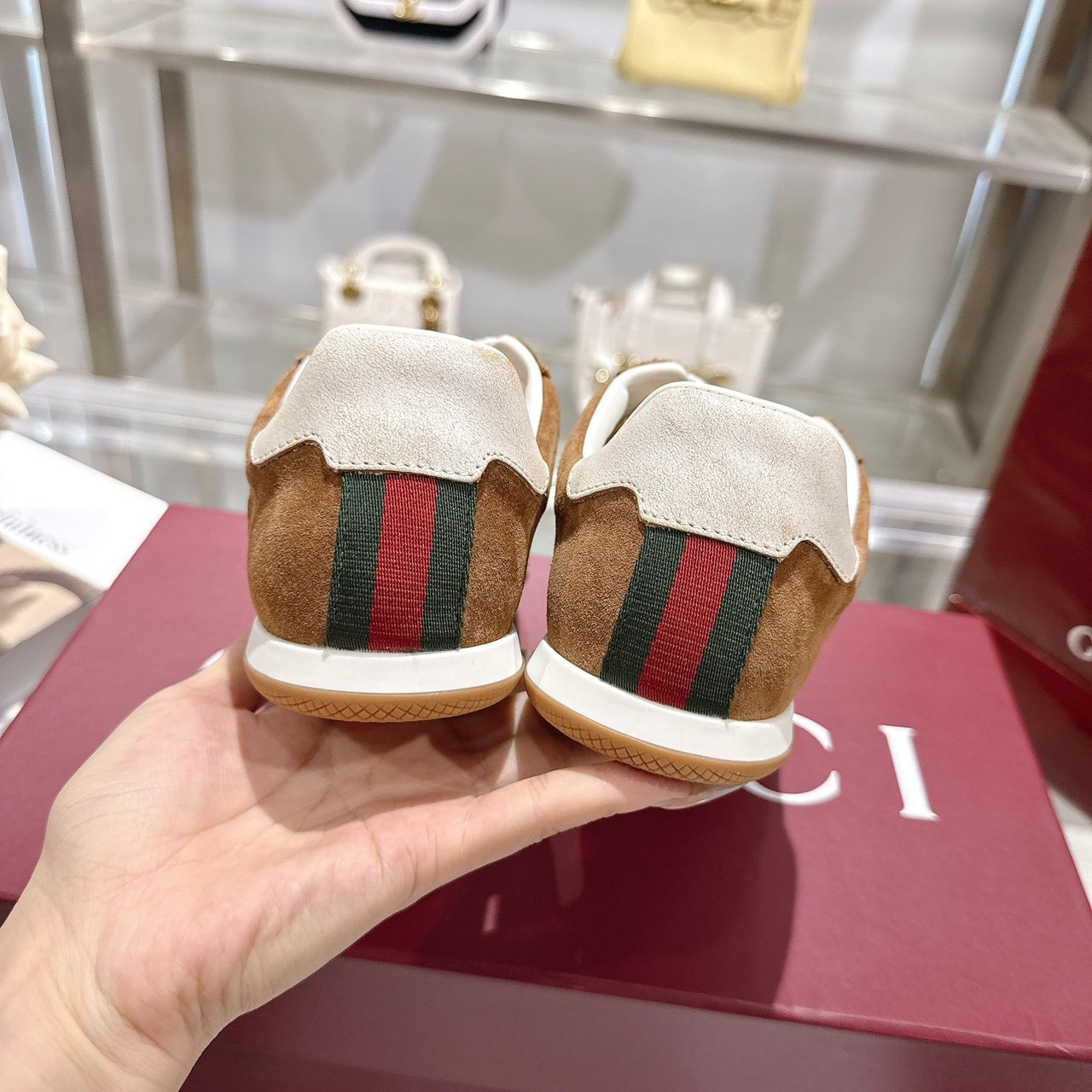 <p>GUCCI 德训鞋(女款-棕)</p>