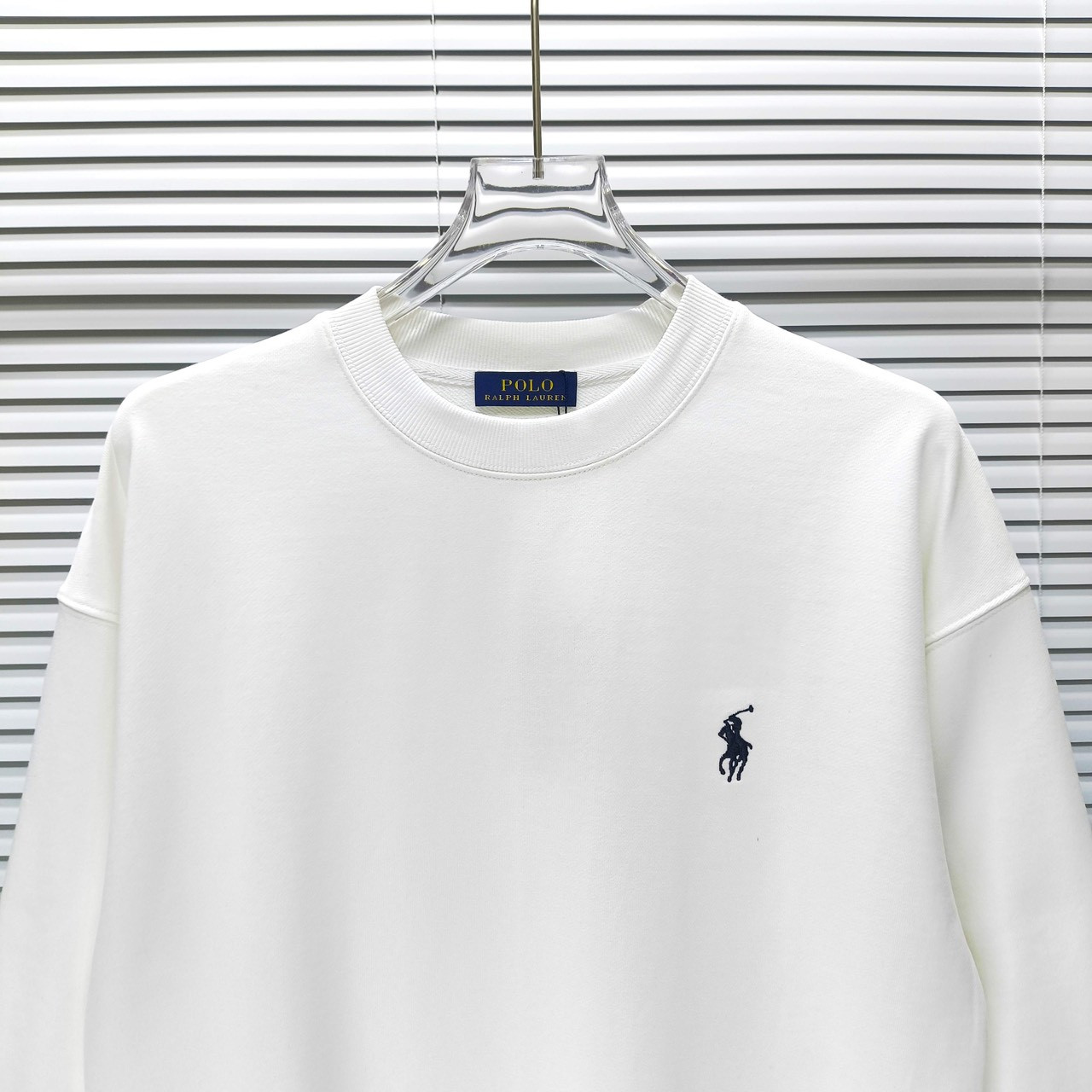 <p>Ralph Lauren&nbsp;圆领长袖卫衣(白)</p>
