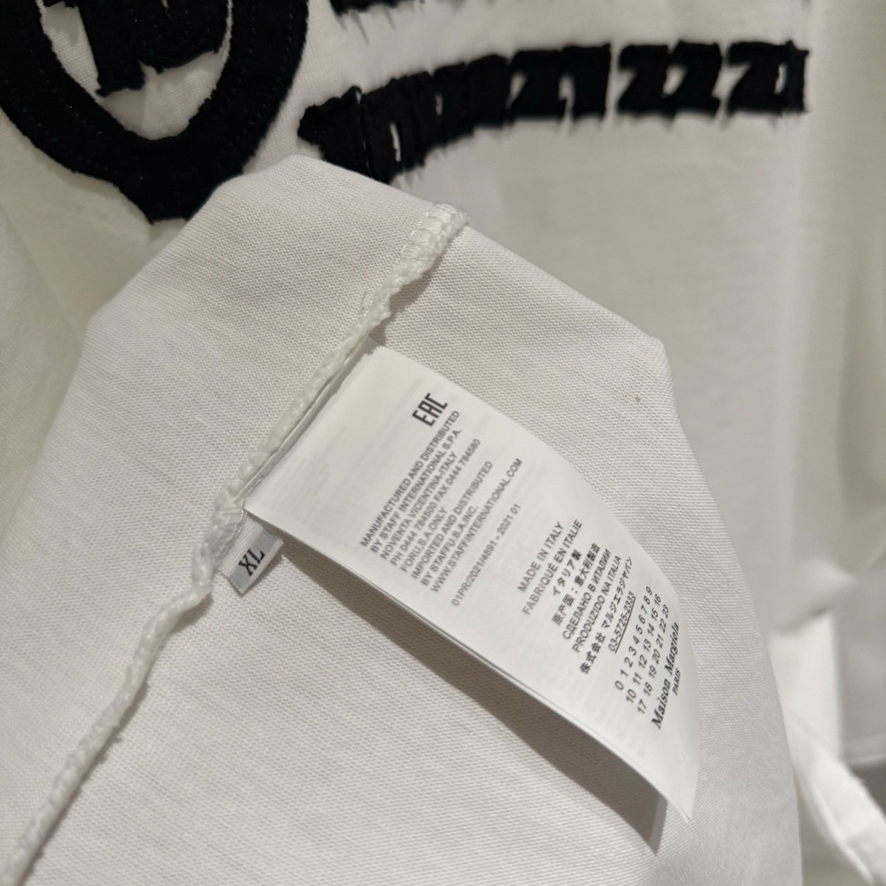 <p>Maison Margiela 长袖T恤(白D01)</p>