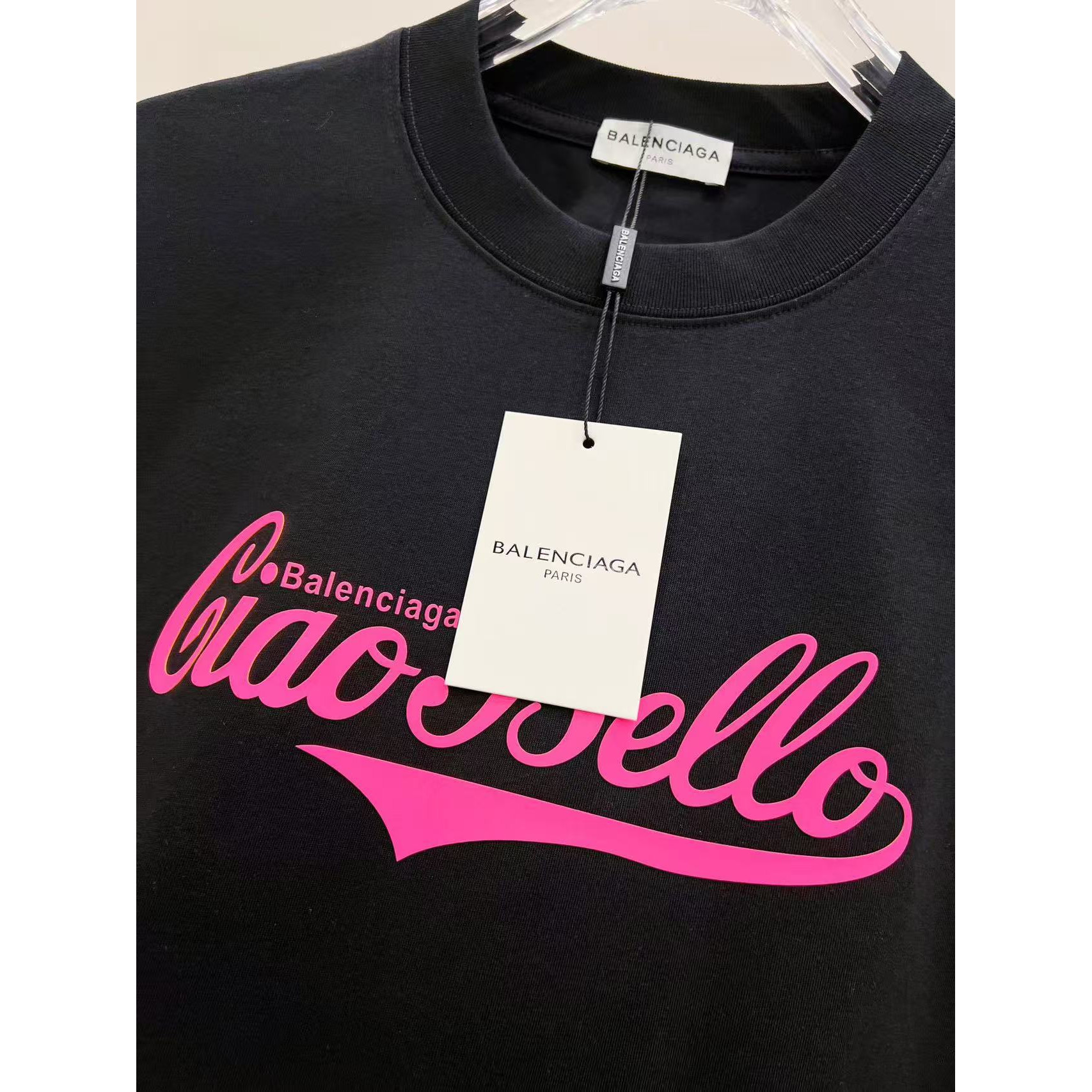 <p>Balenciaga 短袖圆领T恤(黑)</p>