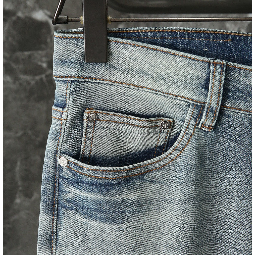 <p>LOEWE 牛仔裤(L0222)</p>