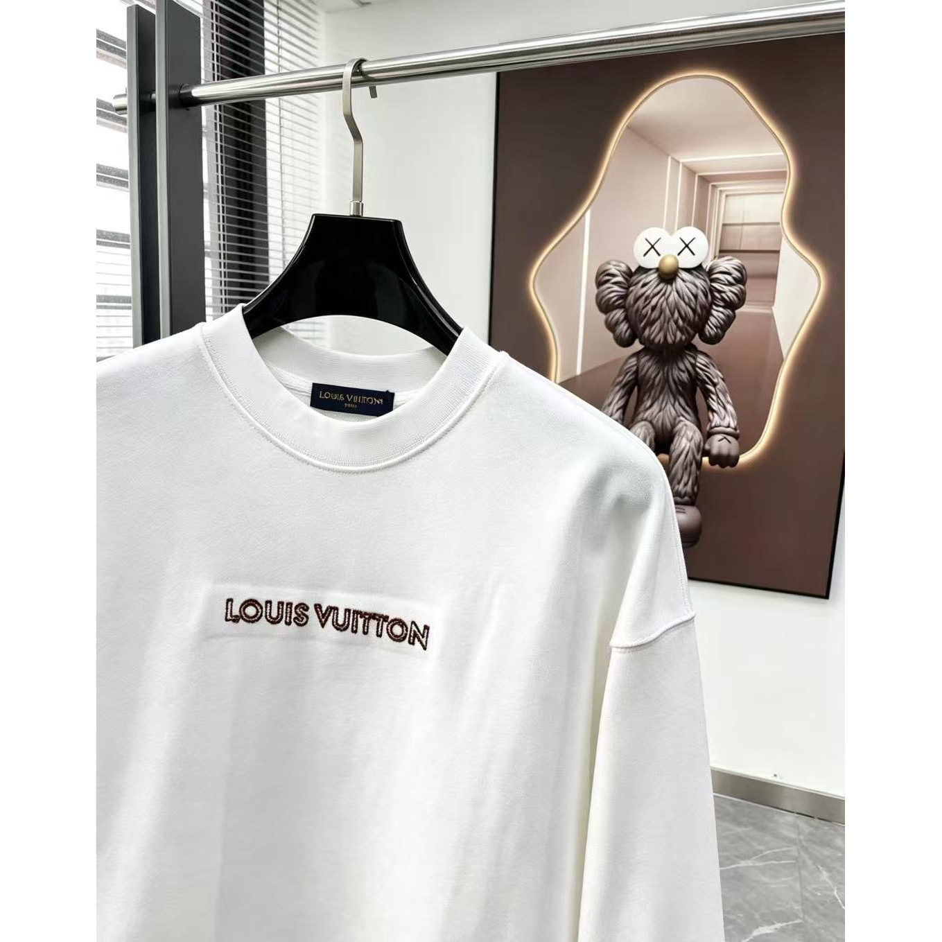 <p>LV 圓領長袖T恤(白)</p>