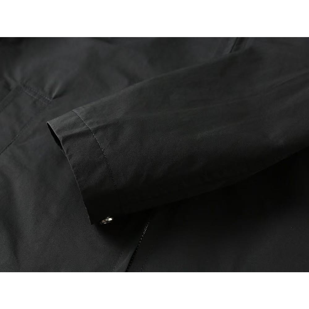<p>BURBERRY 男士夹克外套(黑)</p>