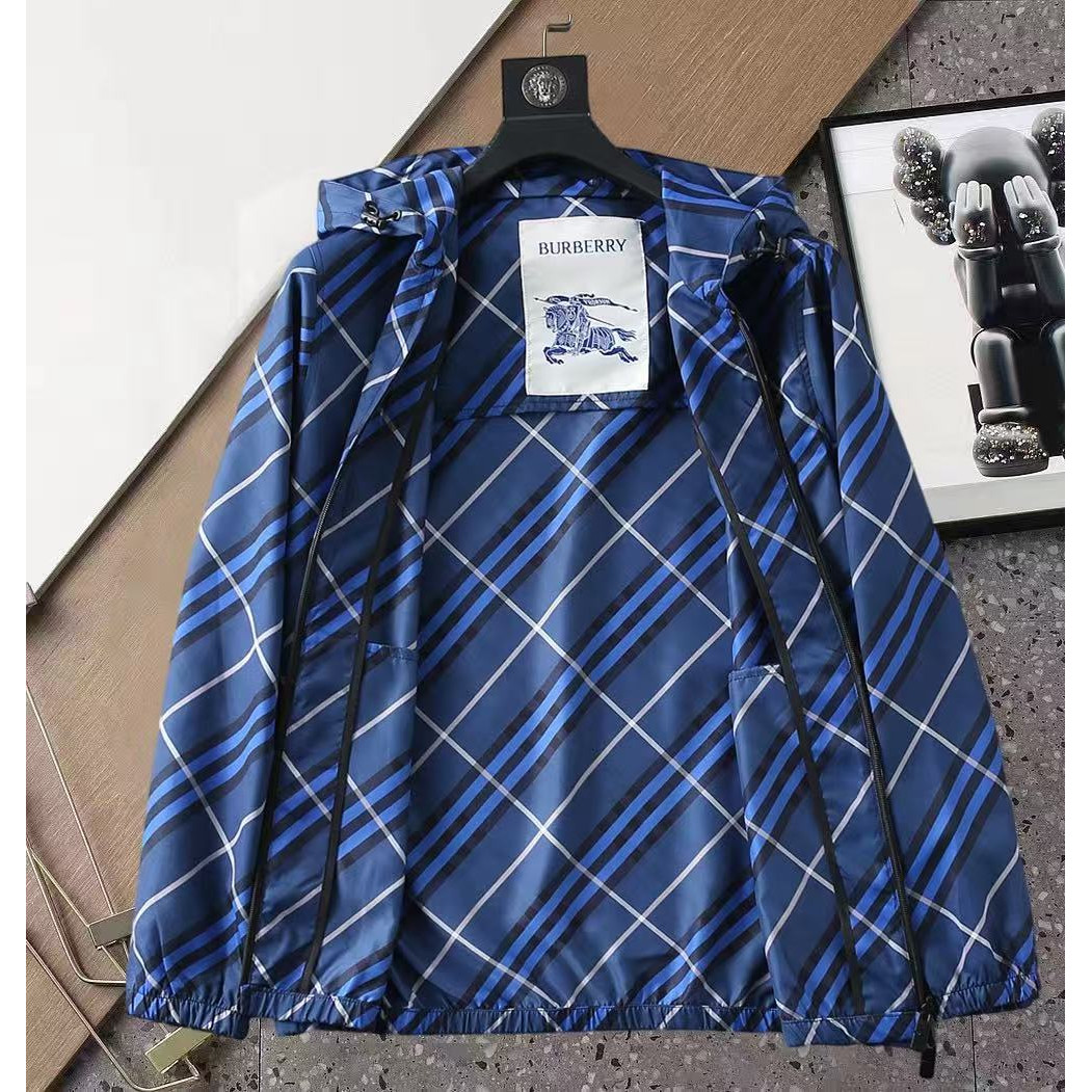<p>BURBERRY 男士夹克外套(800860)</p>