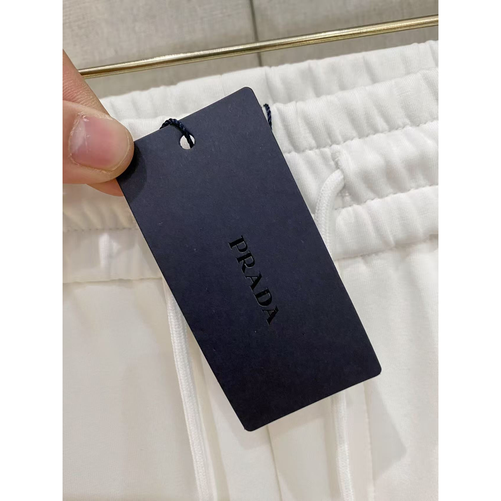 <p>PRADA 男士长裤(782471)</p>