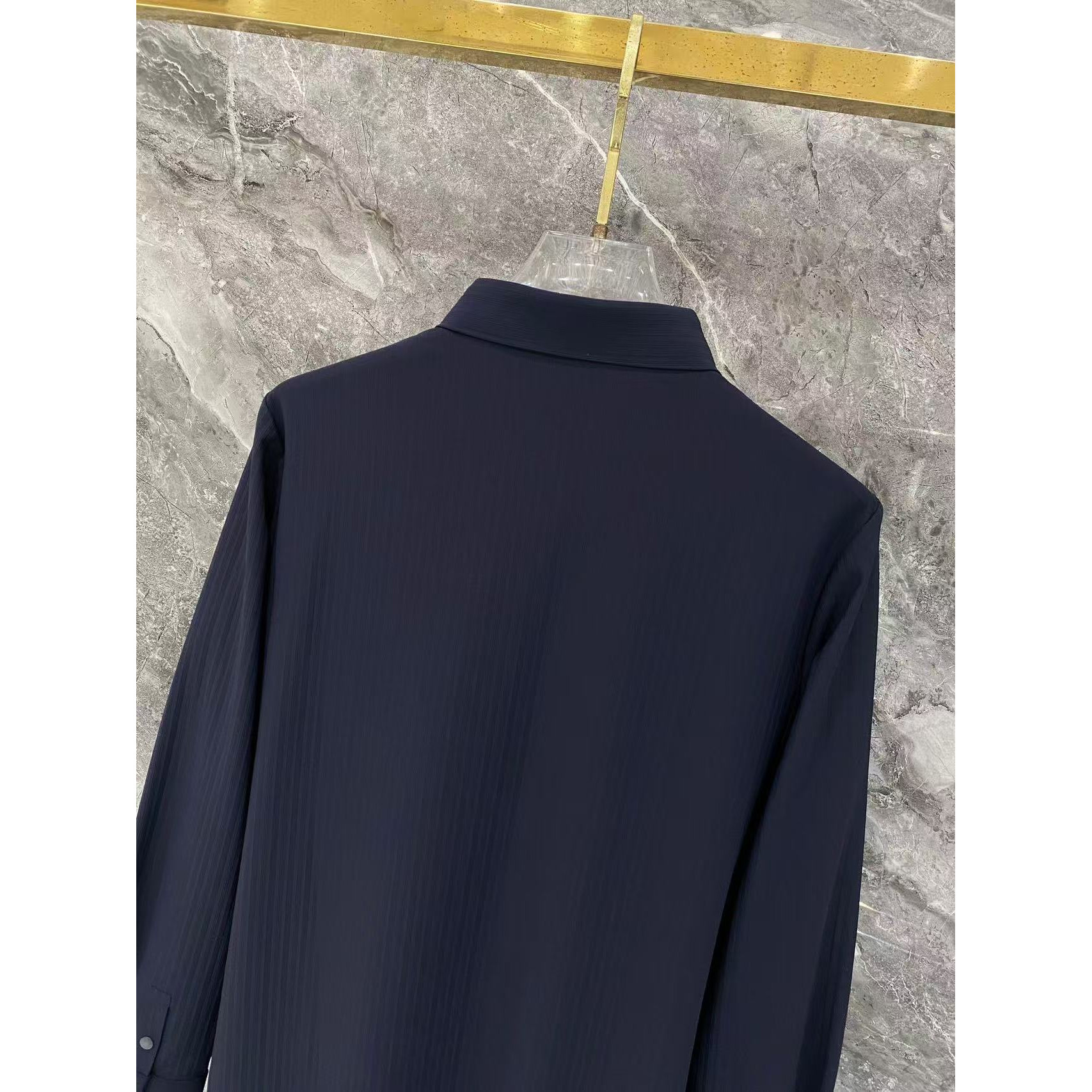 <p>Prada 秋冬长袖Polo(783002)</p>