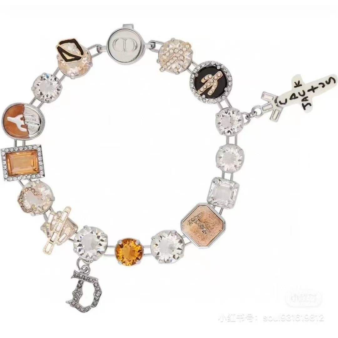 <p>Dior 手链</p>