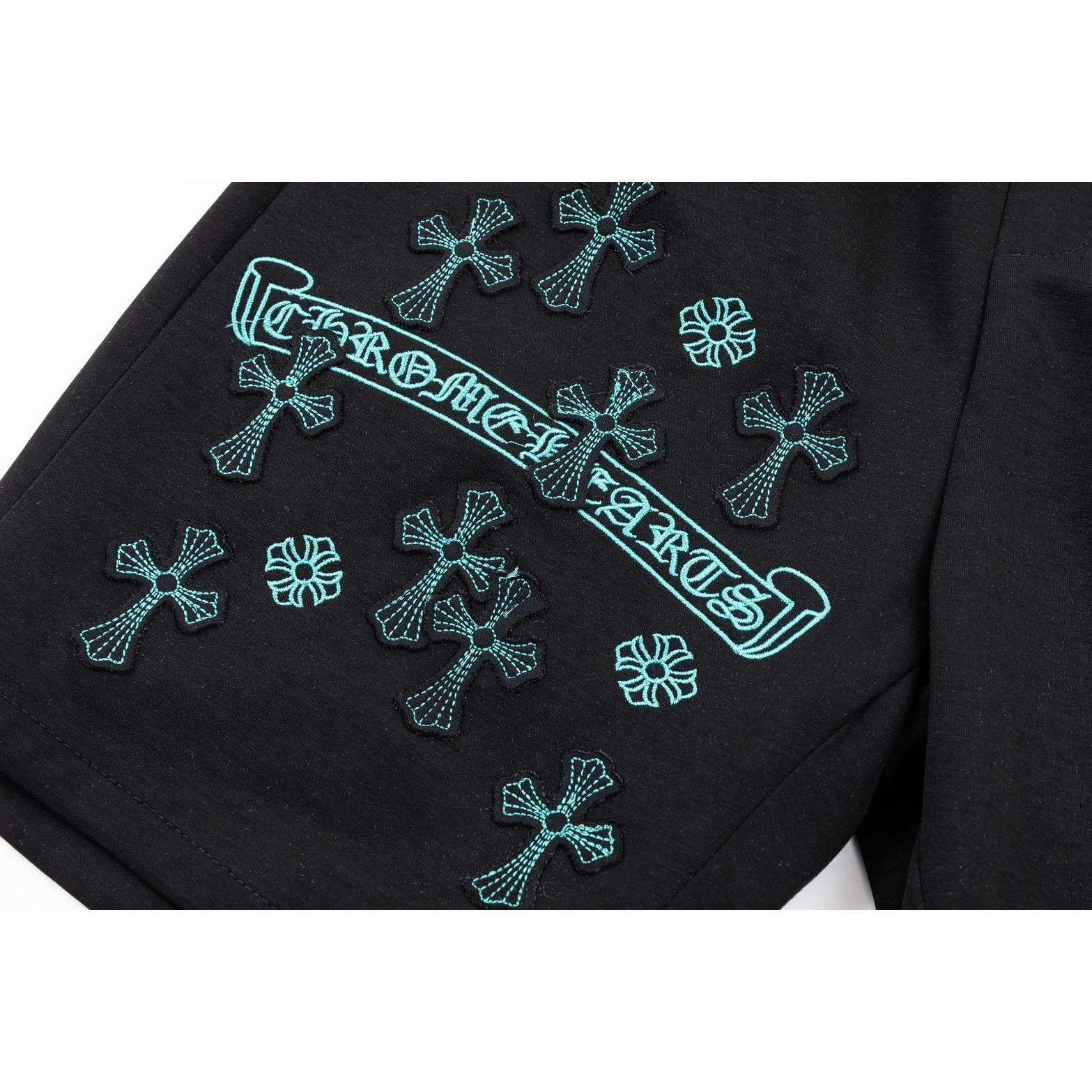 <p>CHROME HEARTS 休闲短裤(黑)</p>