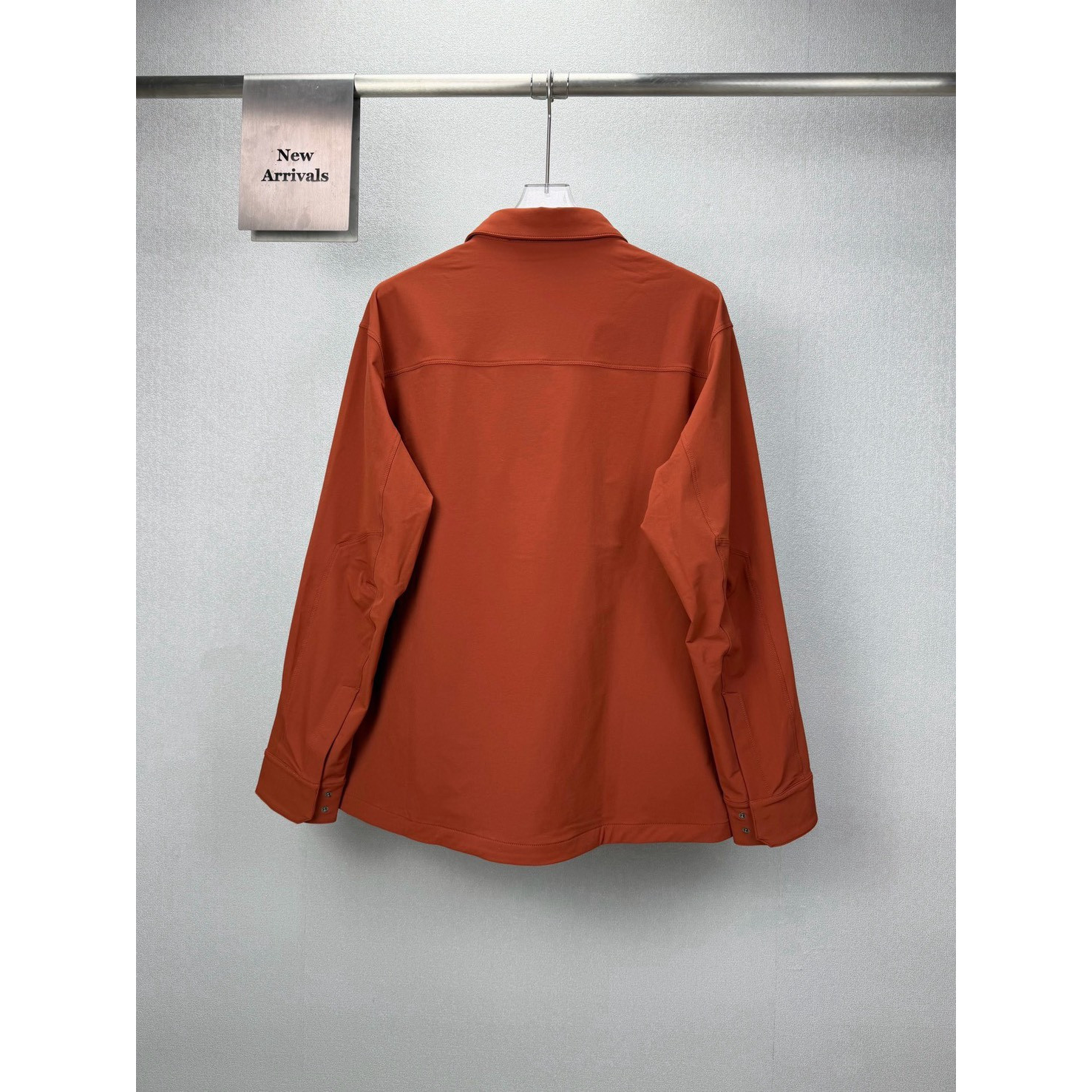<p>Arc'teryx 情侣款翻领夹克外套(橙色)</p>