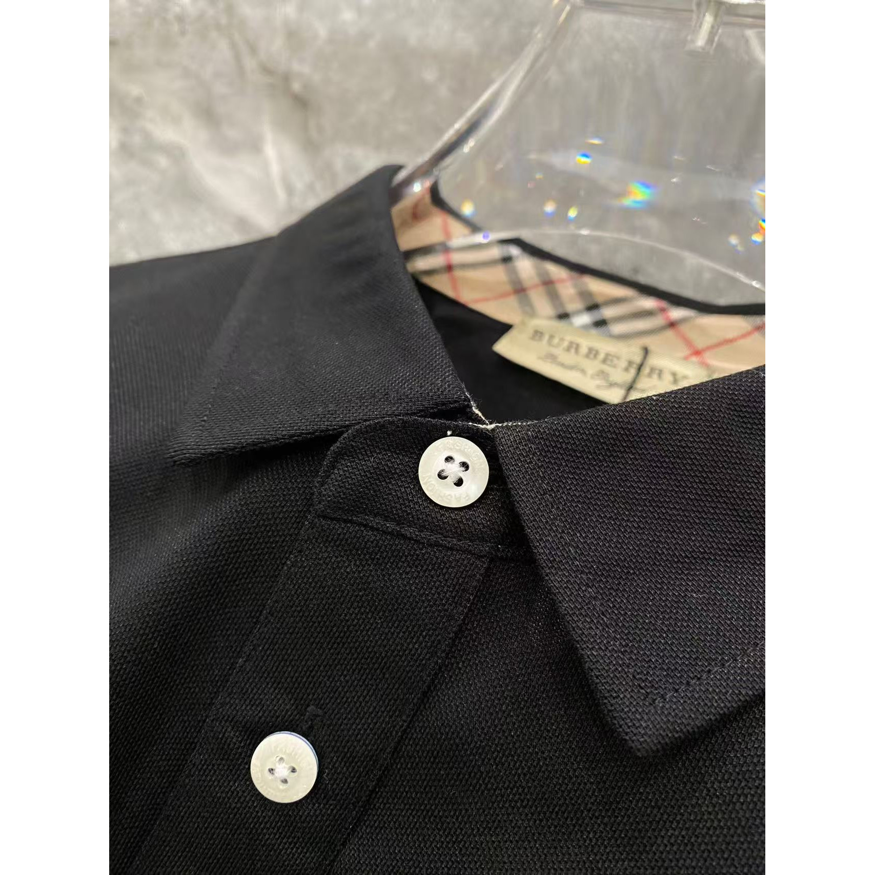 <p>Burberry 秋冬长袖Polo(782979)</p>
