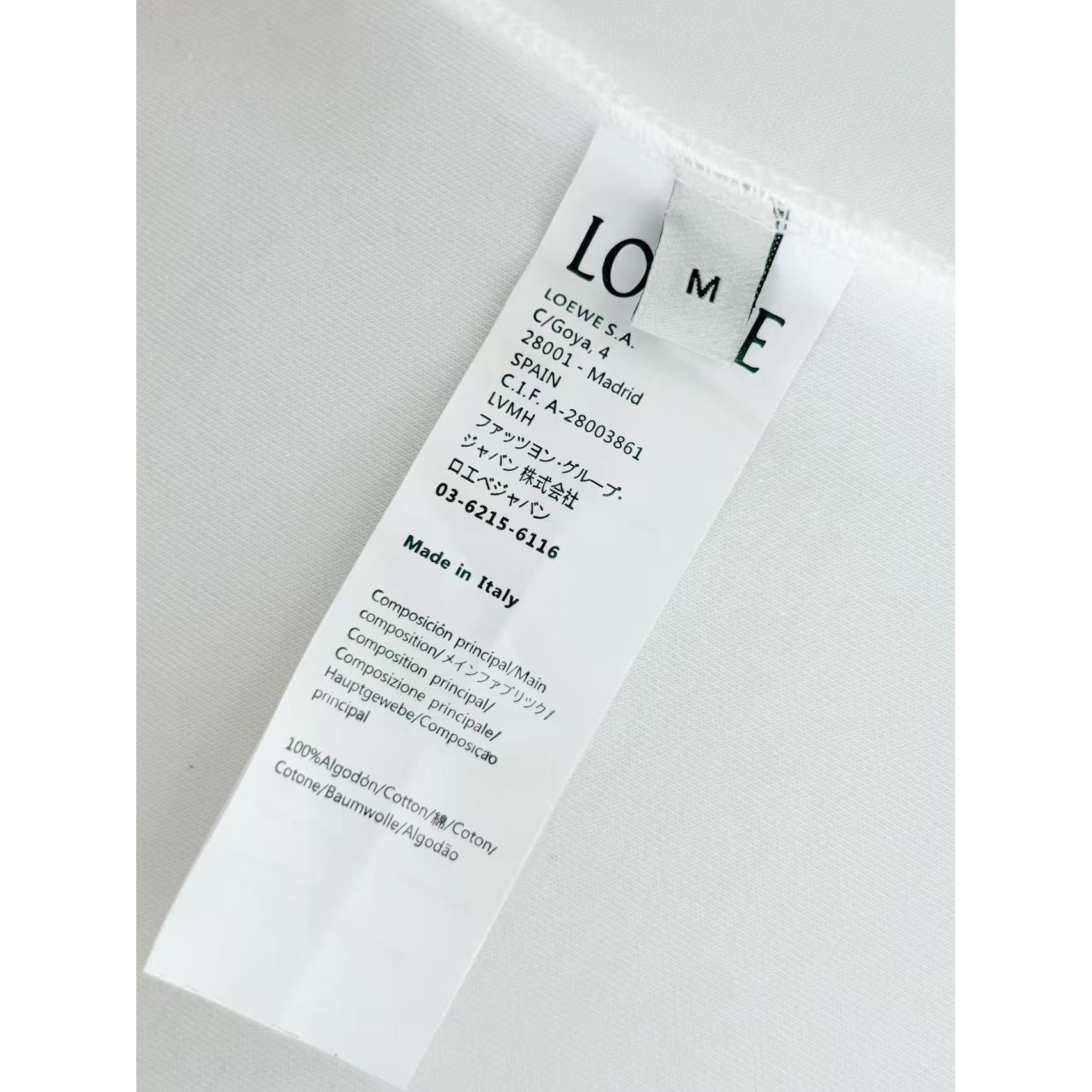 <p>LOEWE&nbsp;刺绣短袖T恤(白)</p>