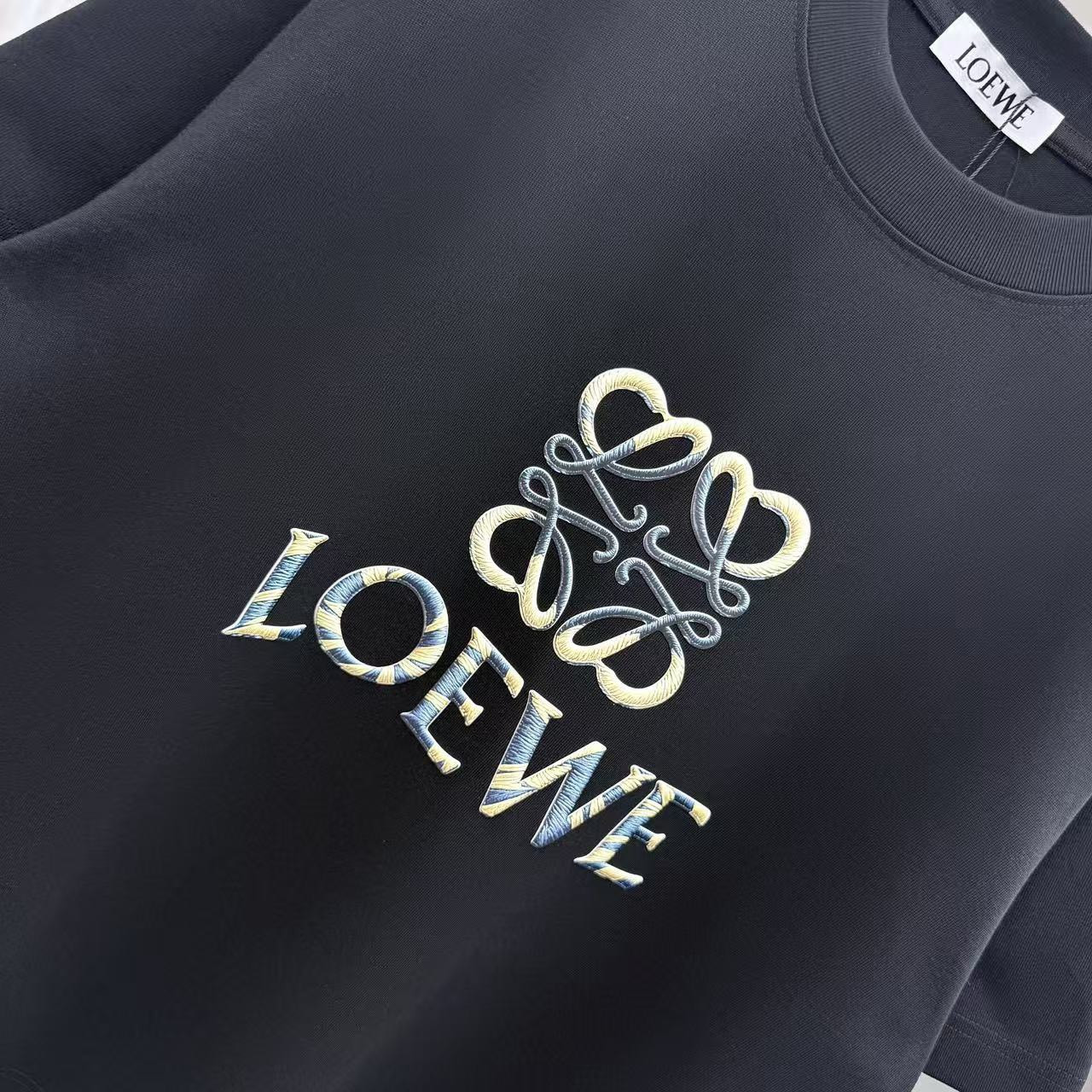 <p>LOEWE 圓領T恤</p>