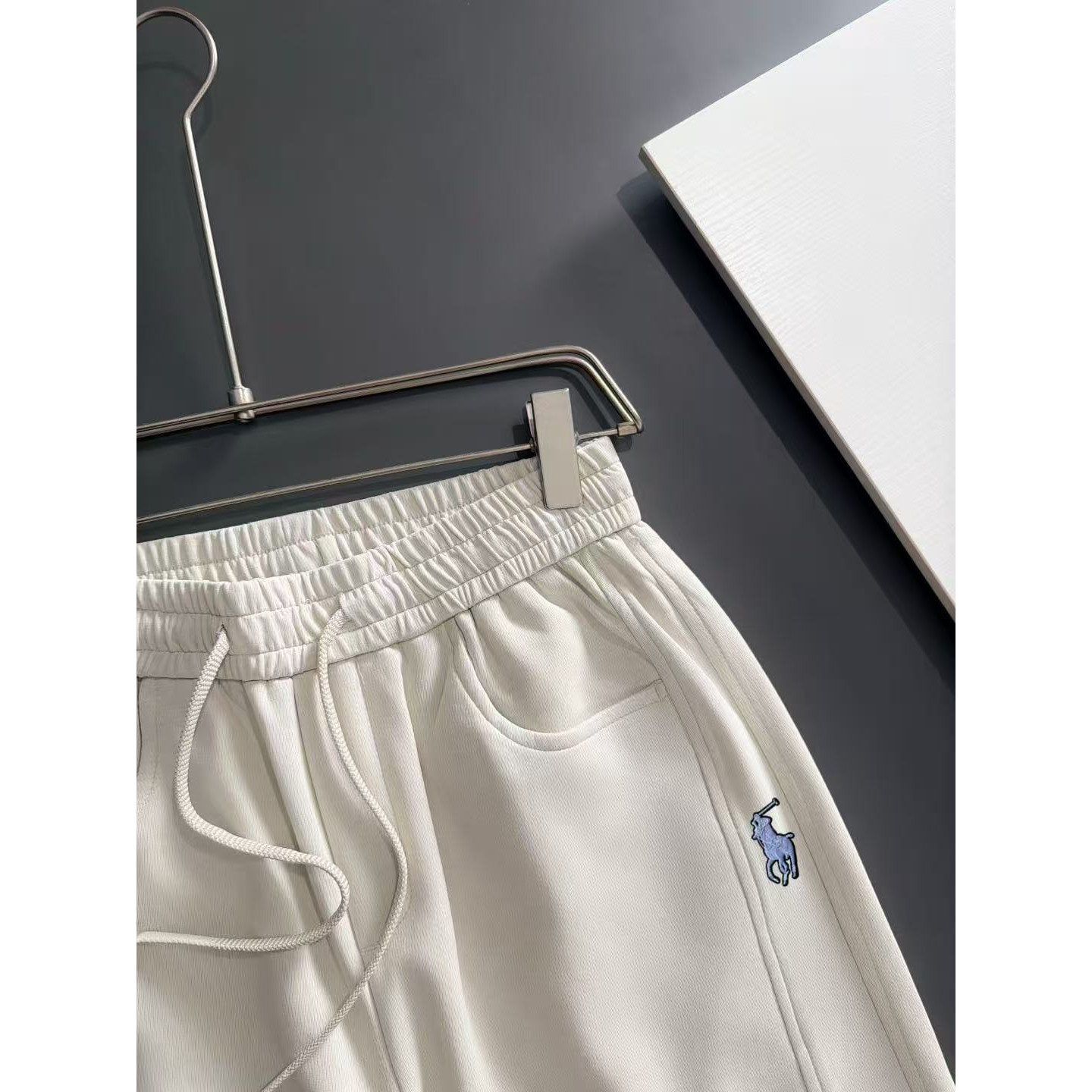 <p>Ralph Lauren 秋冬新款松紧带休闲裤(白)</p>