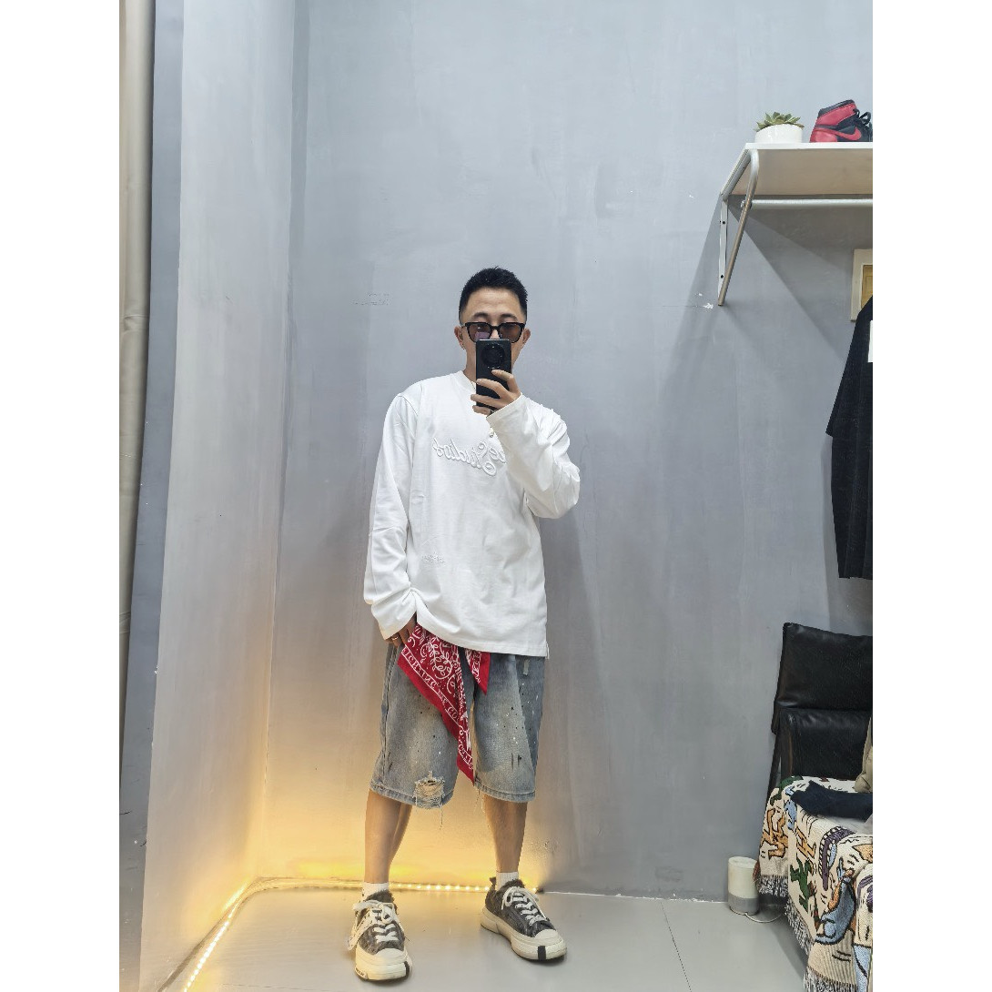 <p>Acne Studio 立体字母刺绣徽标圆领长袖T恤(白)</p>