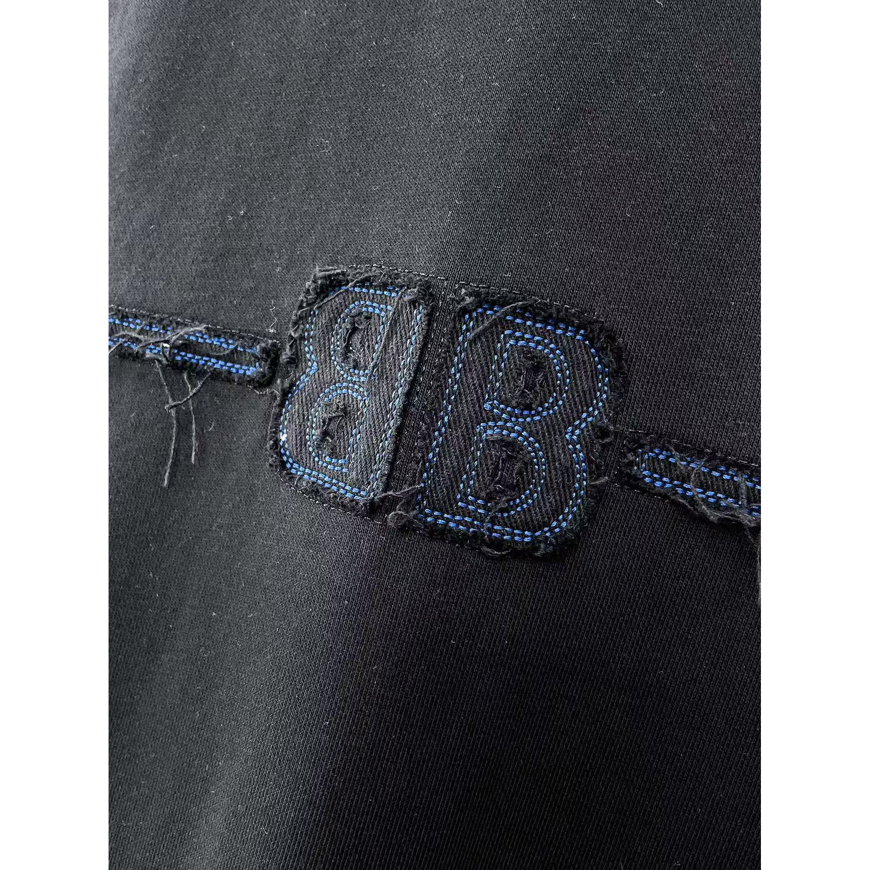 <p>Balenciaga 圓領長袖T恤(黑)</p>