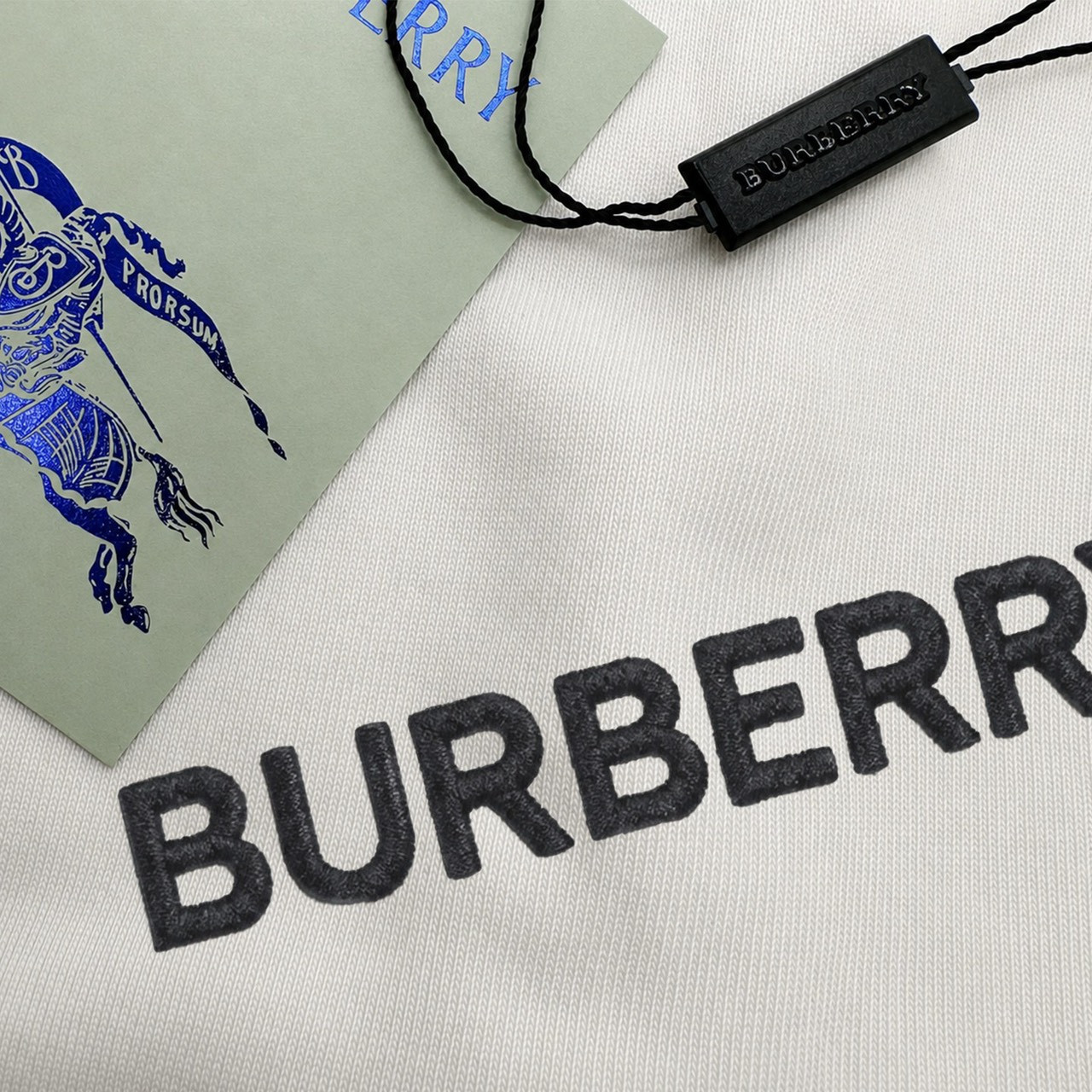 <p>BURBERRY logo图案绣花长袖(白)</p>