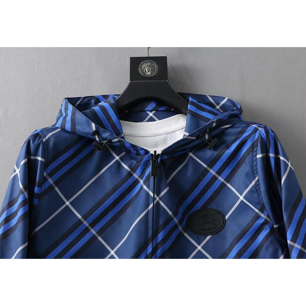 <p>BURBERRY 男士夹克外套(800860)</p>