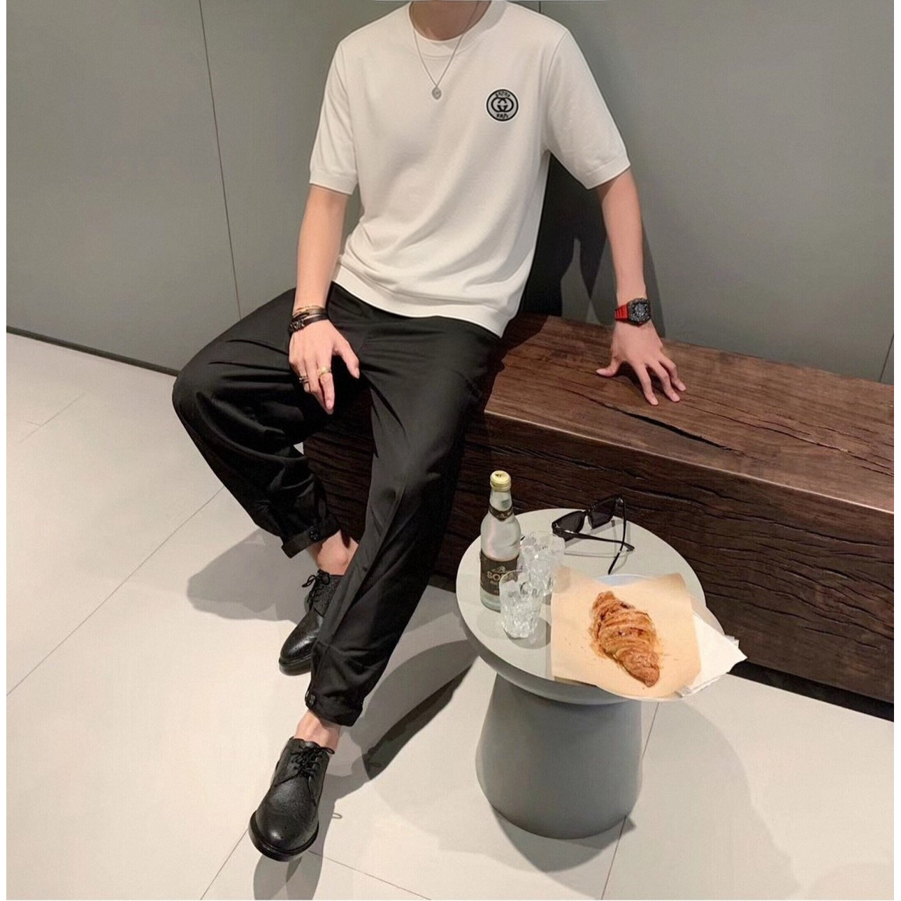 <p>GUCCI 针织衫圆领(白)</p>