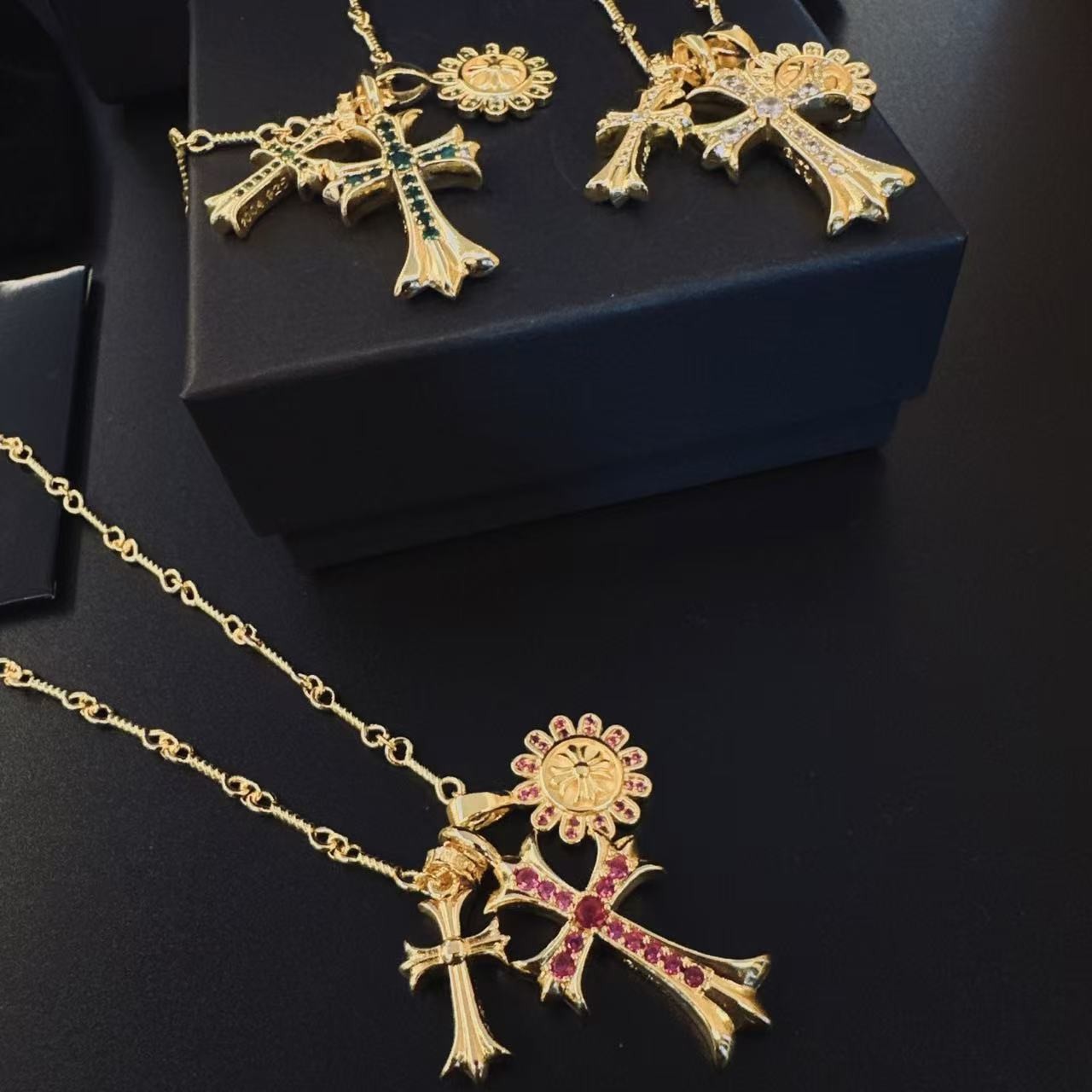 <p>CHROME HEARTS 项链</p>