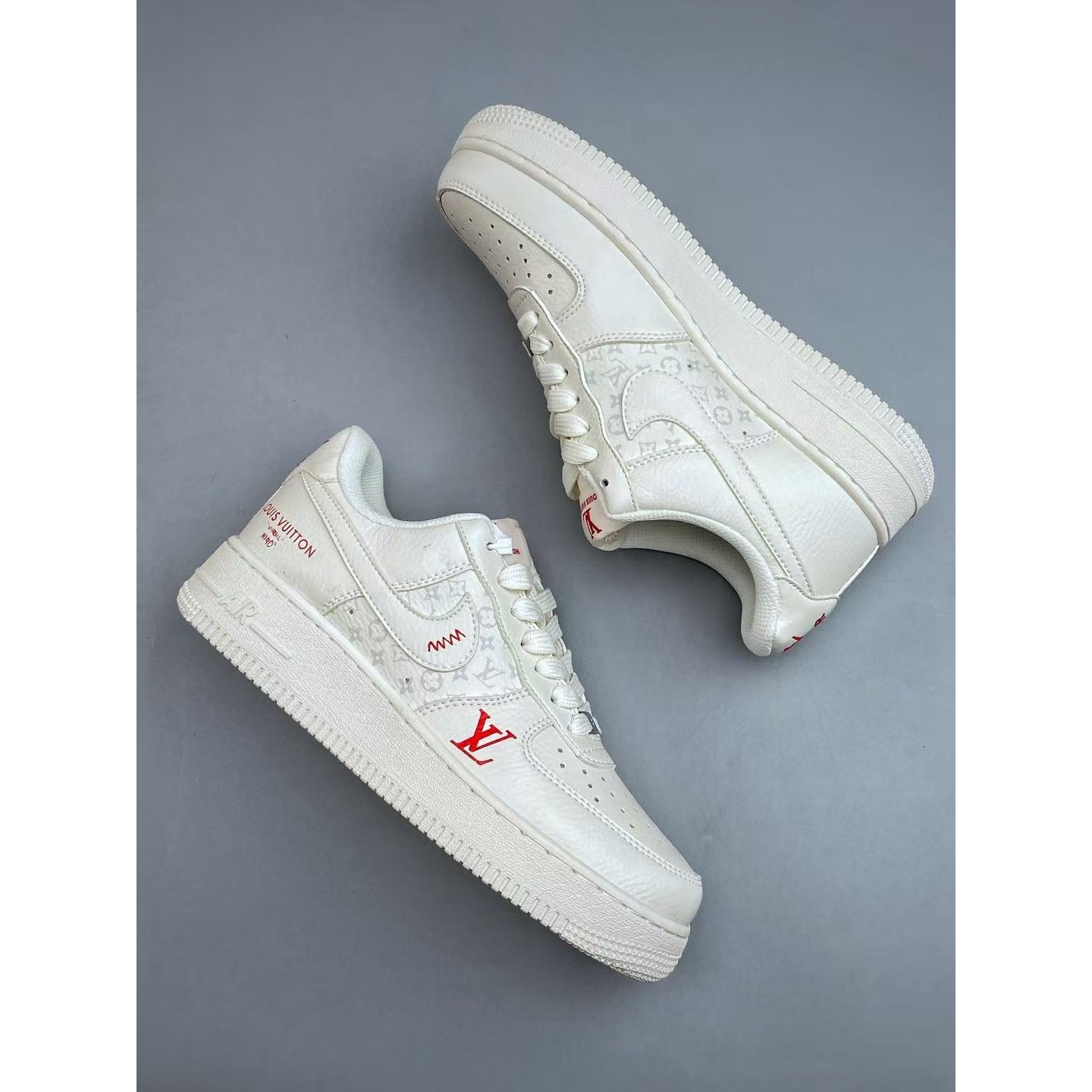 <p>Nike Air Force1 07 low &nbsp;联名款(白)</p>