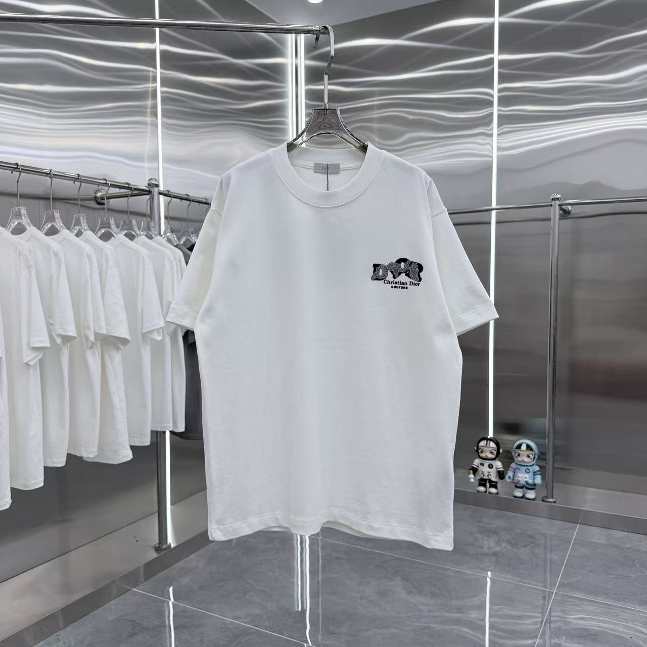 <p>DIOR 圓領T恤</p>