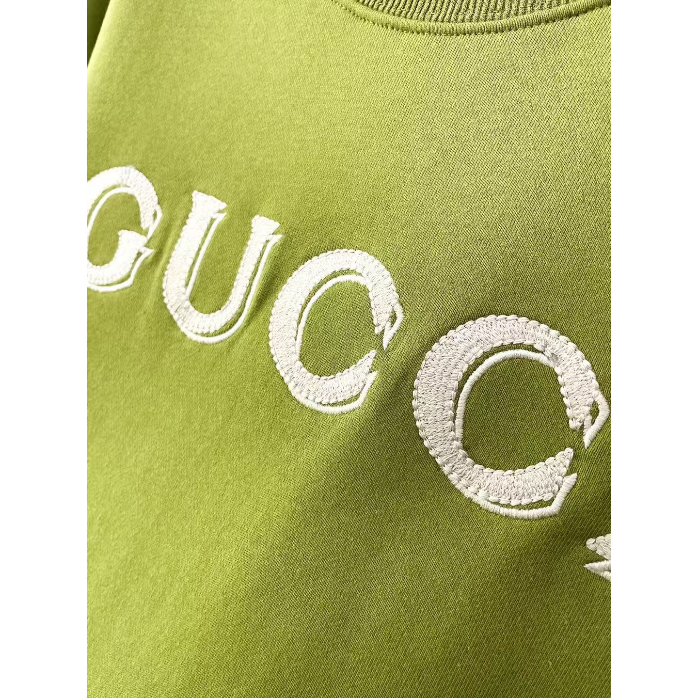 <p>GUCCI 圆领卫衣(綠)</p>