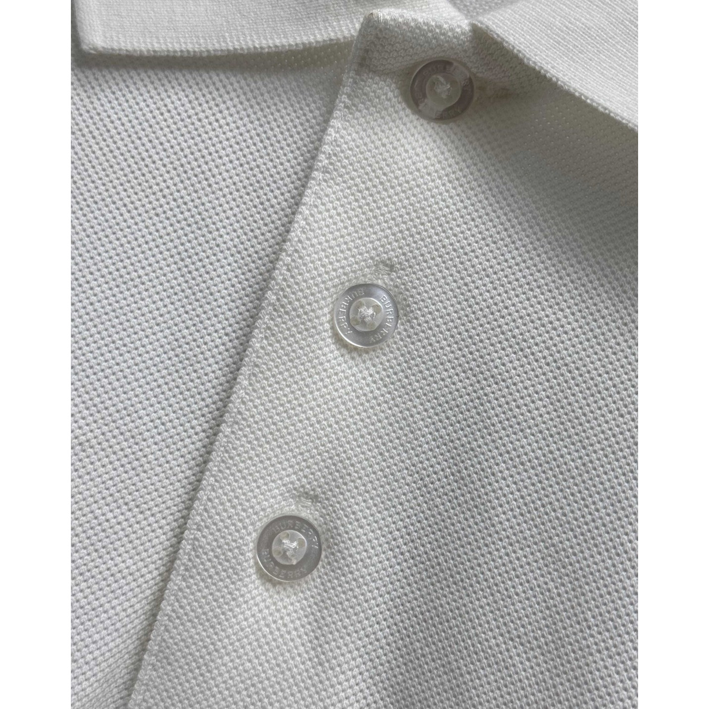 <p>BURBERRY 短袖翻领polo衫(白)</p>