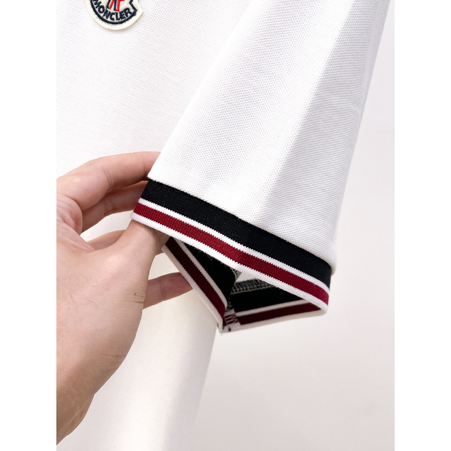 <p>Moncler Polo衫</p>