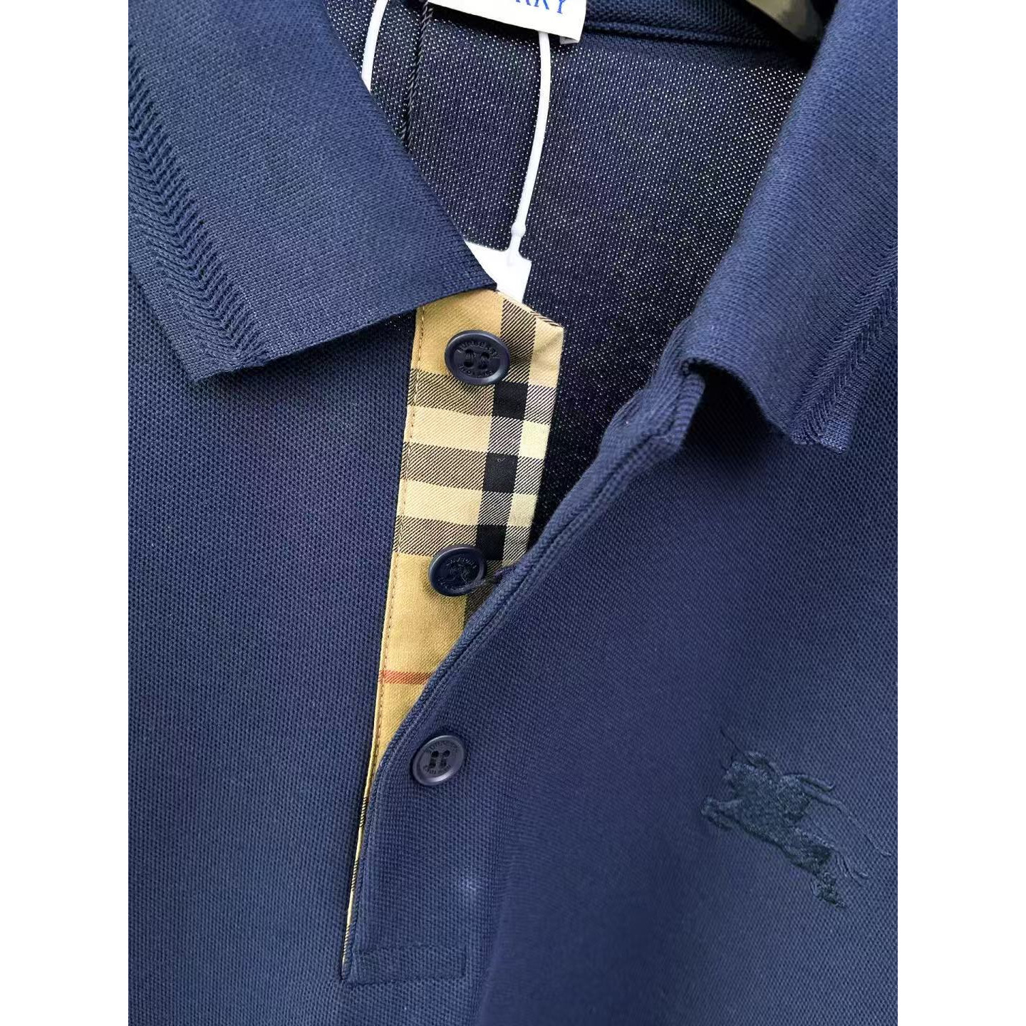 <p>BURBERRY 长袖Polo衫(藍)</p>
