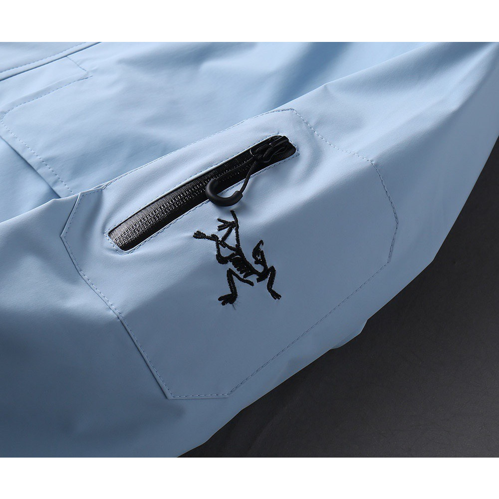 <p>Arc'teryx 新款男士夹克外套</p>