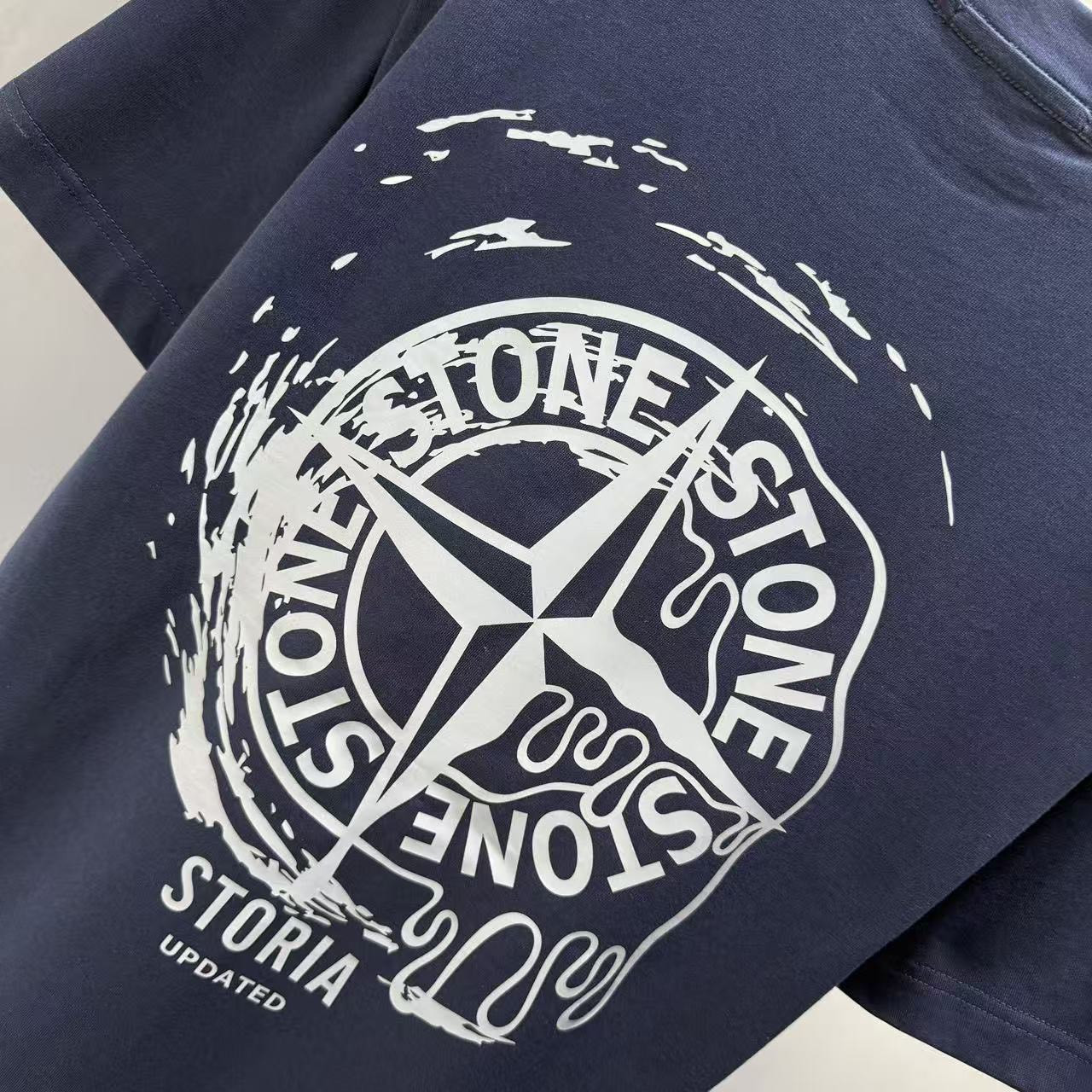 <p>Stone Island 短袖T恤(深藍)</p>