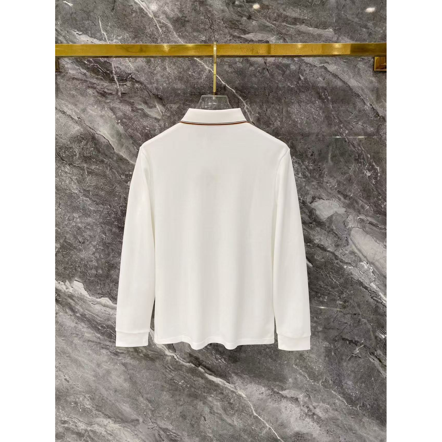 <p>LOEWE 秋冬长袖Polo(782986)</p>