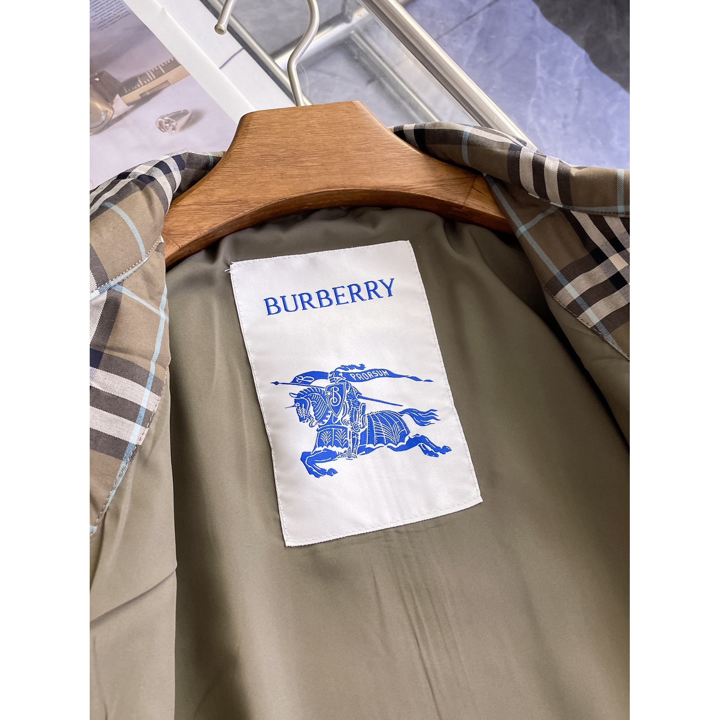 <p>BURBERRY 男士夹克外套</p>