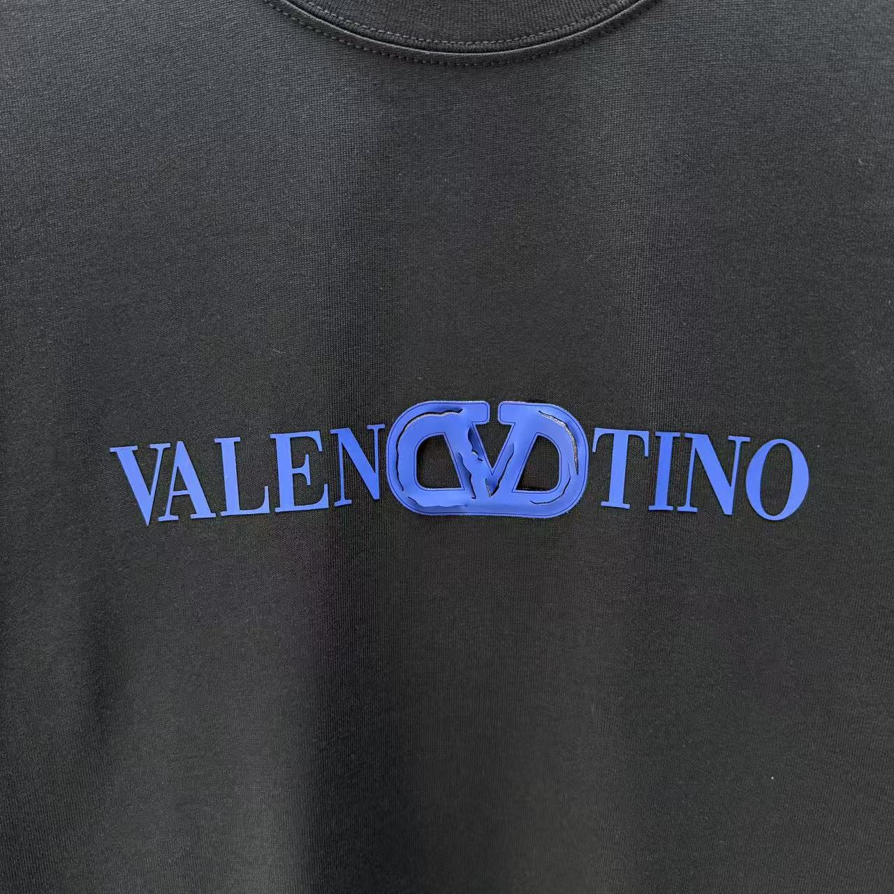 <p>VALENTION 短袖T恤(黑)</p>